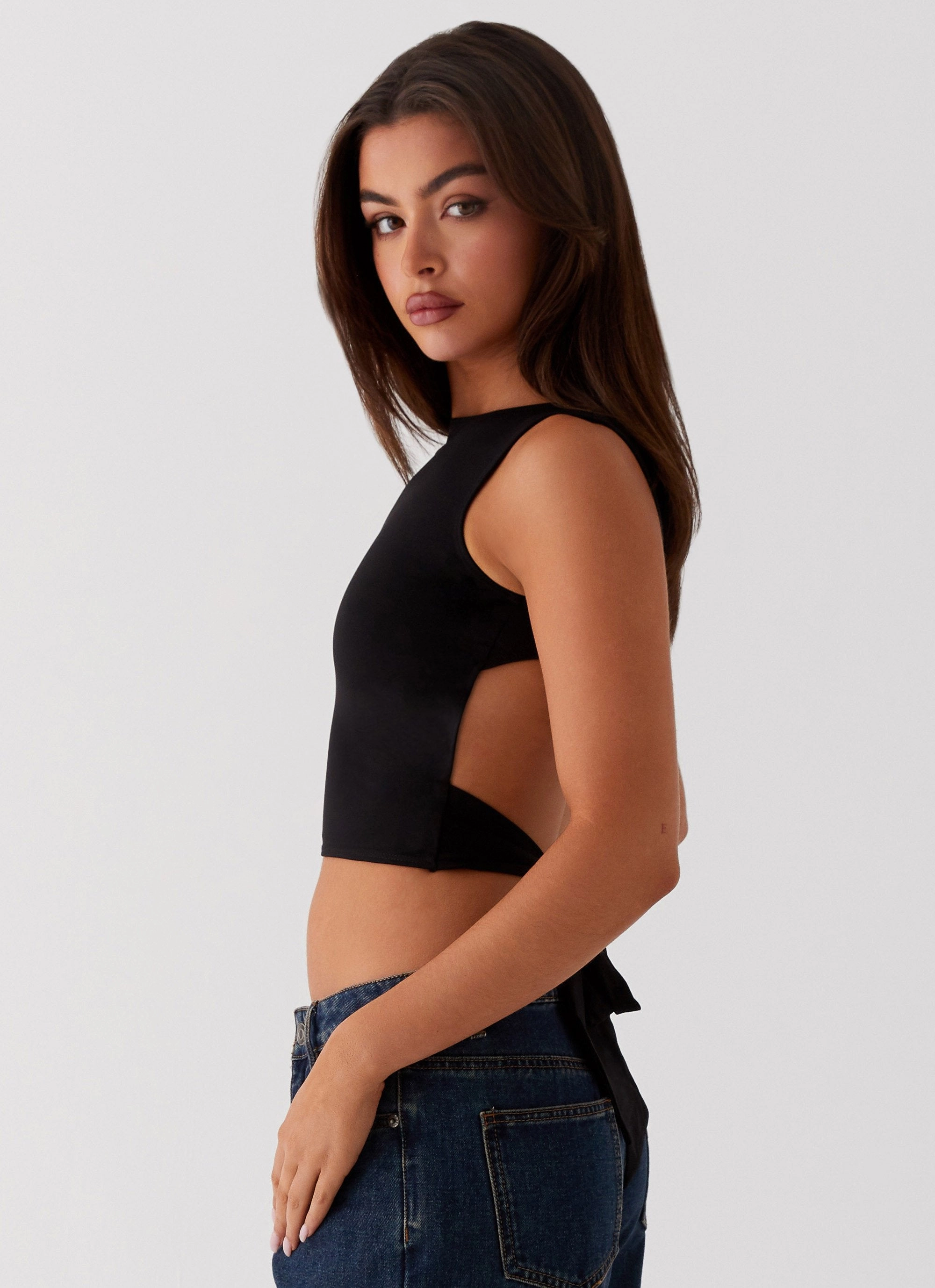 Lightweight insulation Breathable Lining Saskie Crop Top - Black