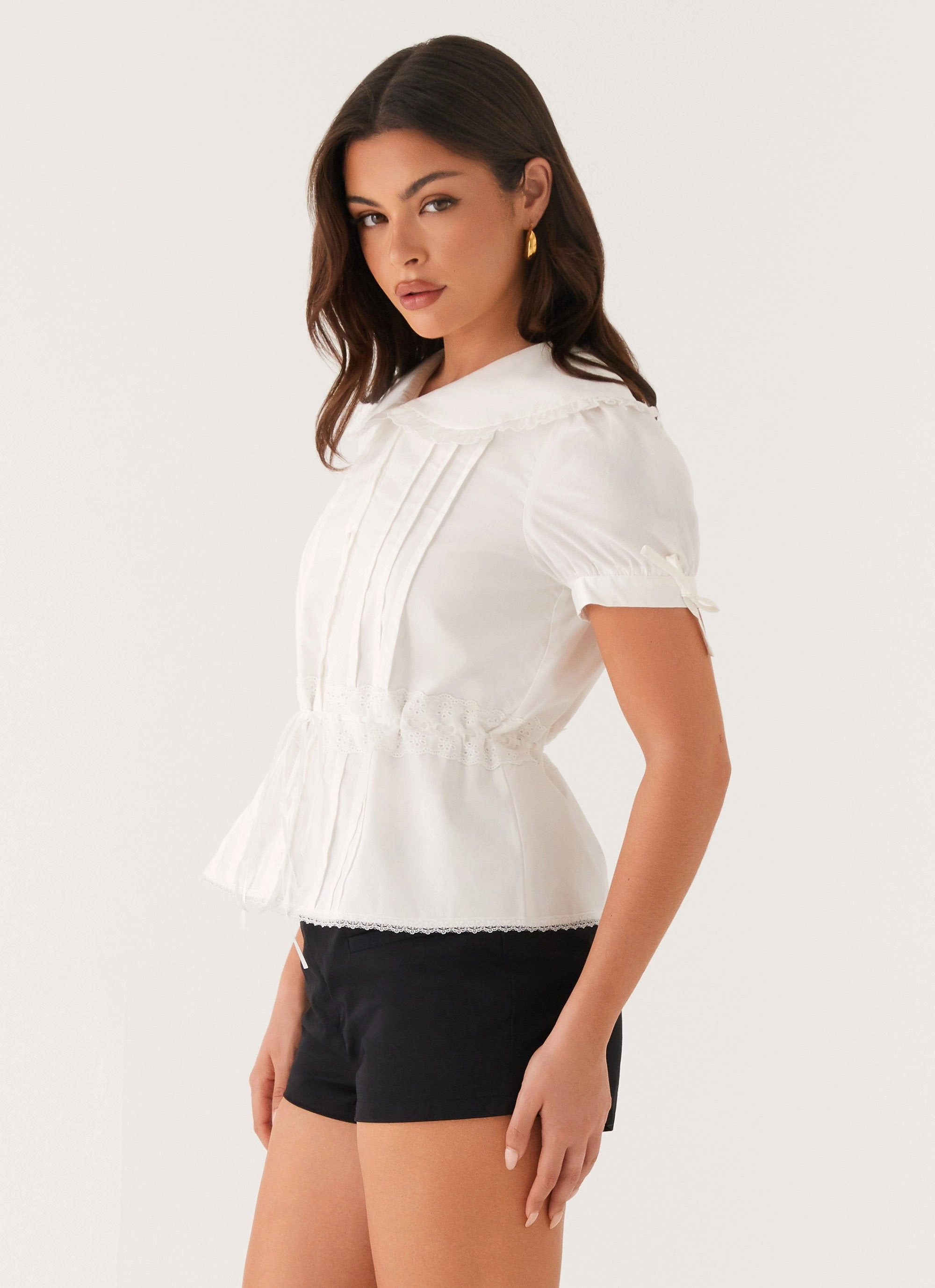 Valerie Blouse - White AllDayComfortFit OdorResistant Fabric