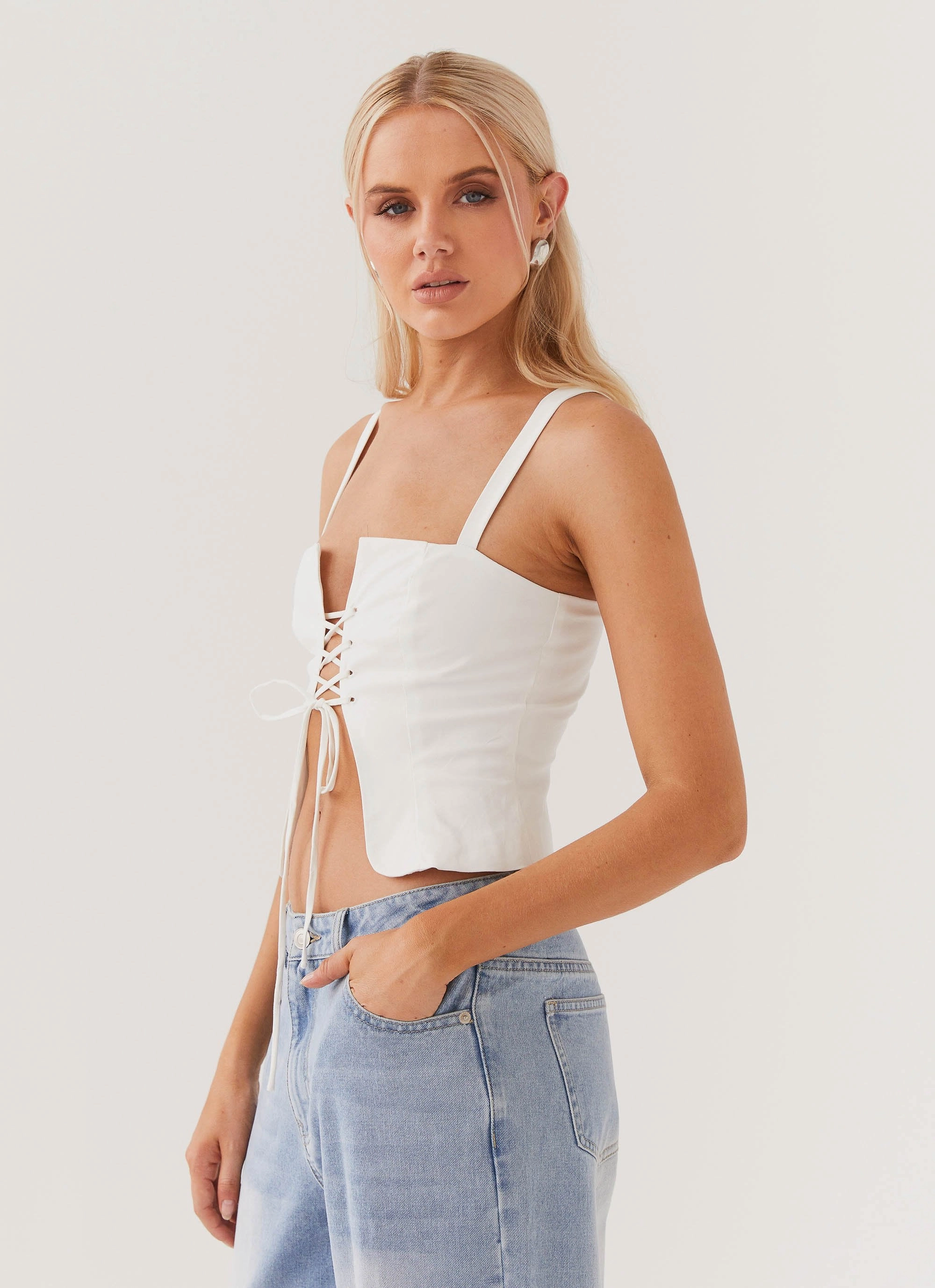 RelaxedSilhouette WrinkleResistantTextile Hopeful Hearts Bustier Top - White