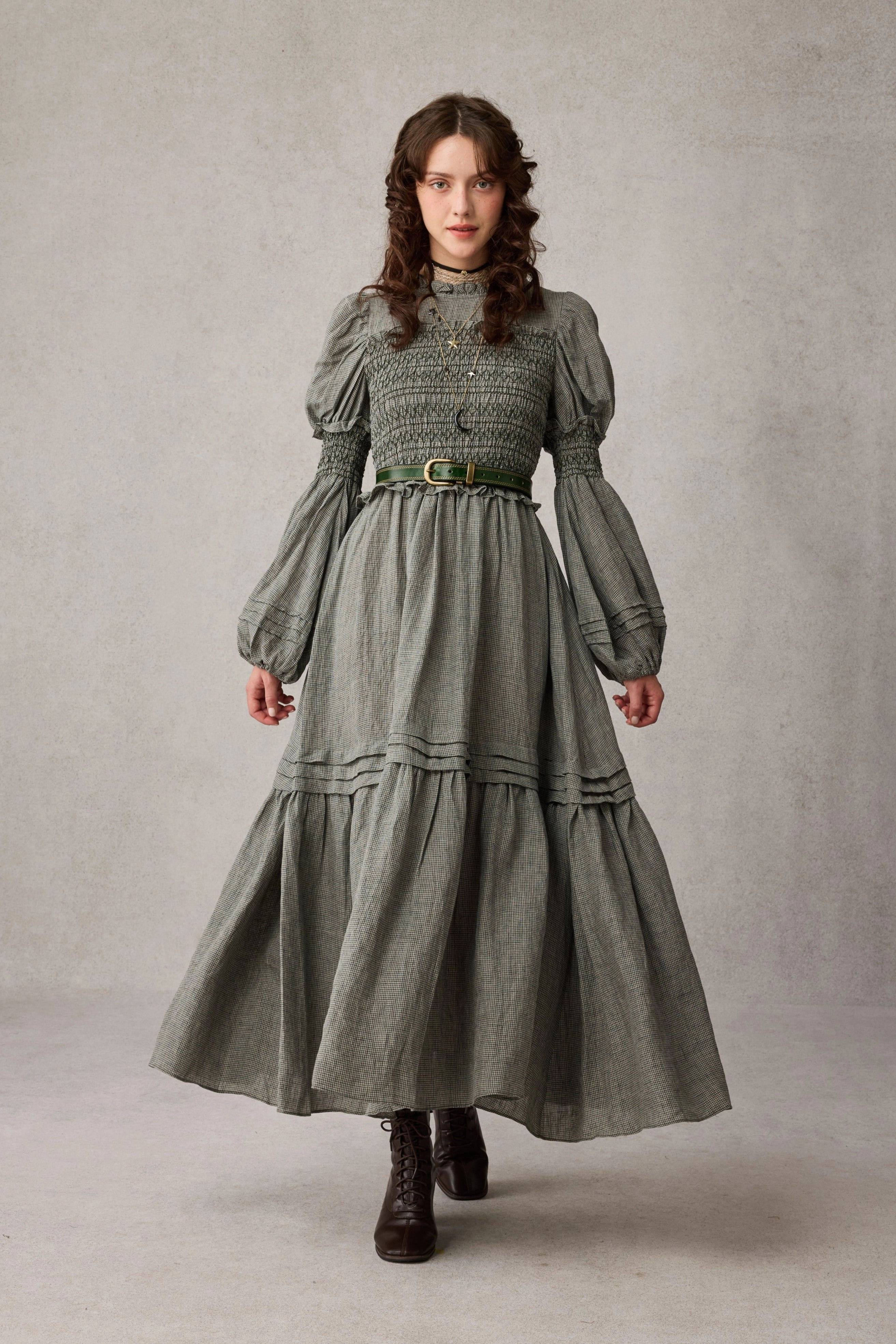 Moisture Management Fabric MultiFunctionalDesign Jane 33 |Edward Smocking Linen Dress Chemise