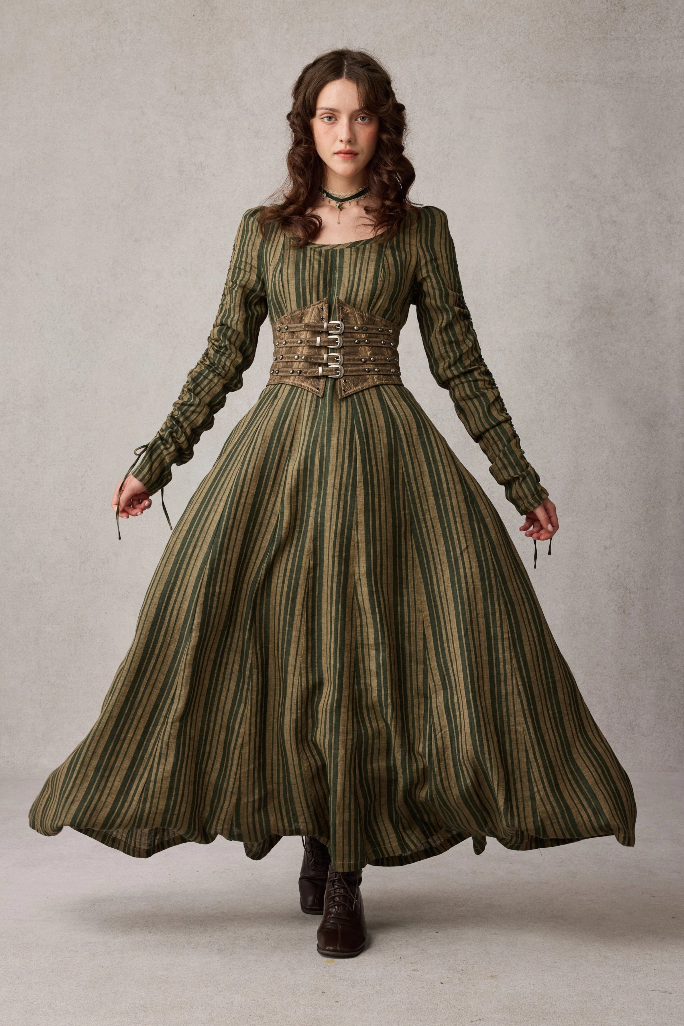 Outdoor Apparel Crystal 17 | Victorian maxi linen dress