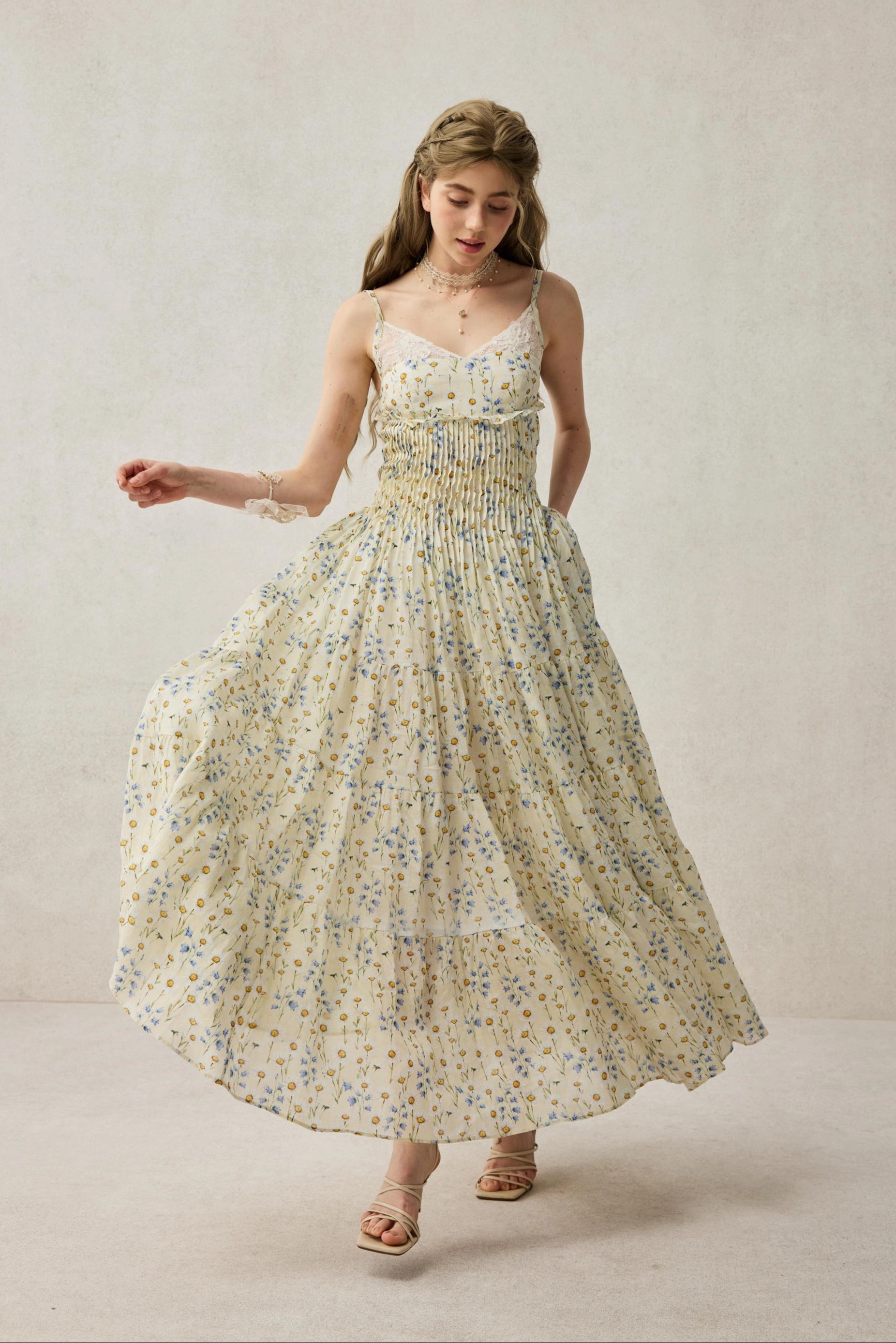 Daisy Veil 30 | Accordion Pleated Linen dress Breathable layers