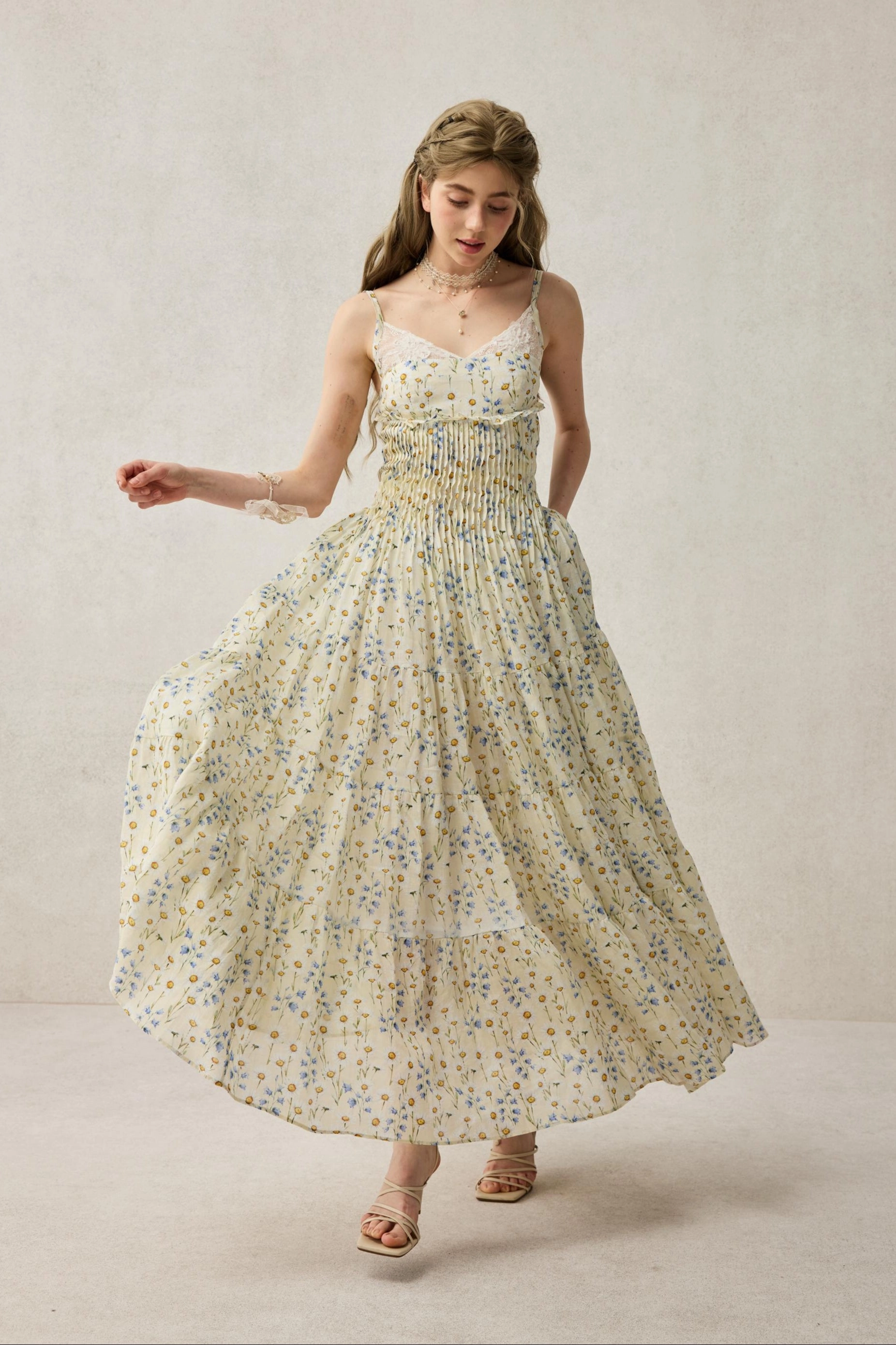 Daisy Veil 30 | Accordion Pleated Linen dress FrictionResistantEdging Non Irritating Tags