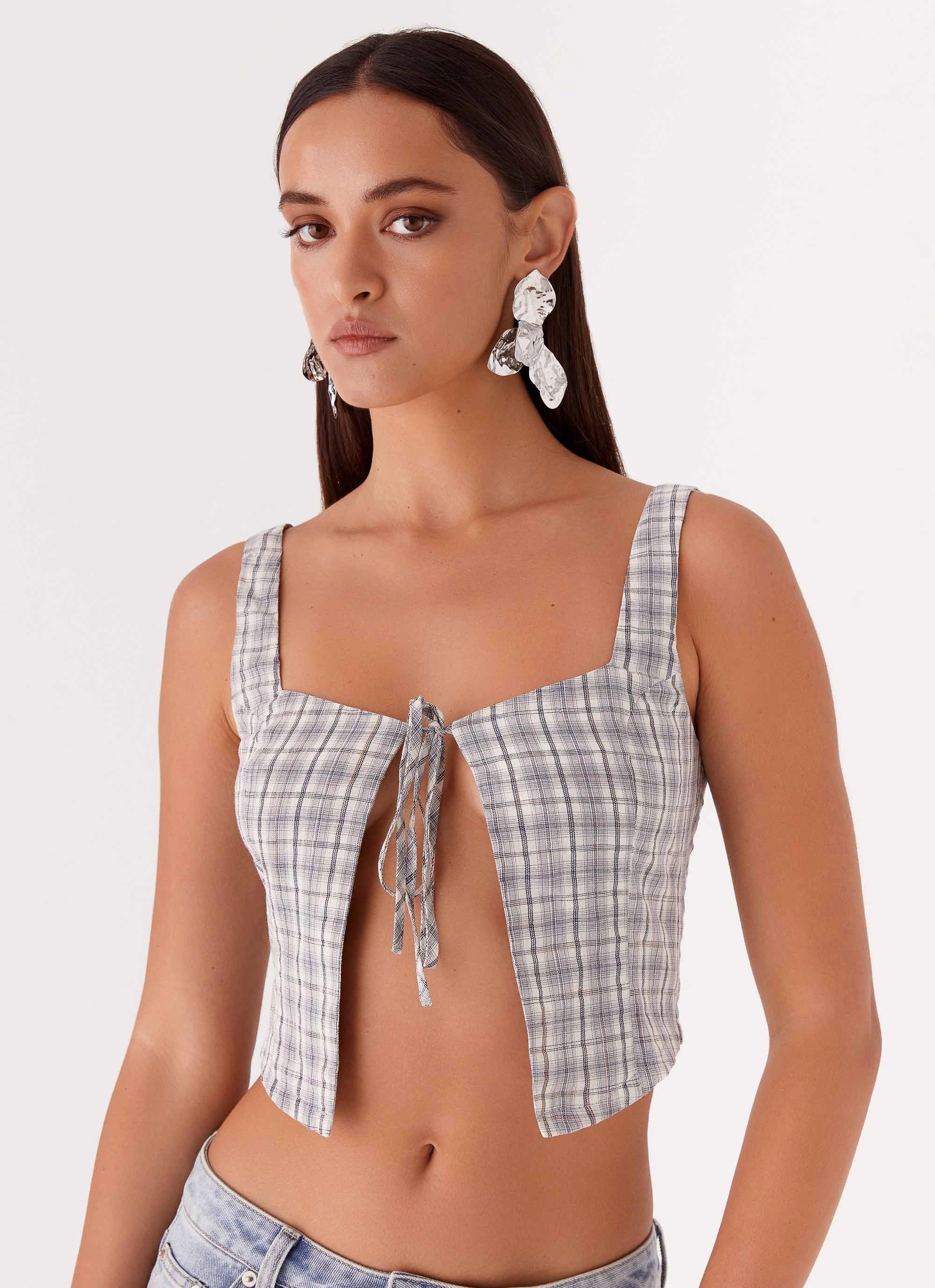 RibbedTrim Convertible Collar Oasis Dreams Tie Top - Check