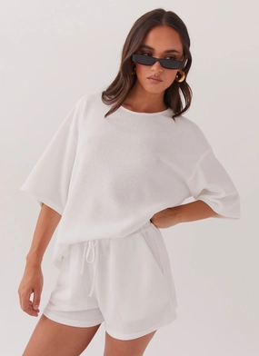 Daily Wear Jacket Durable Water Repellent Ocean Waves Knit Shorts - White