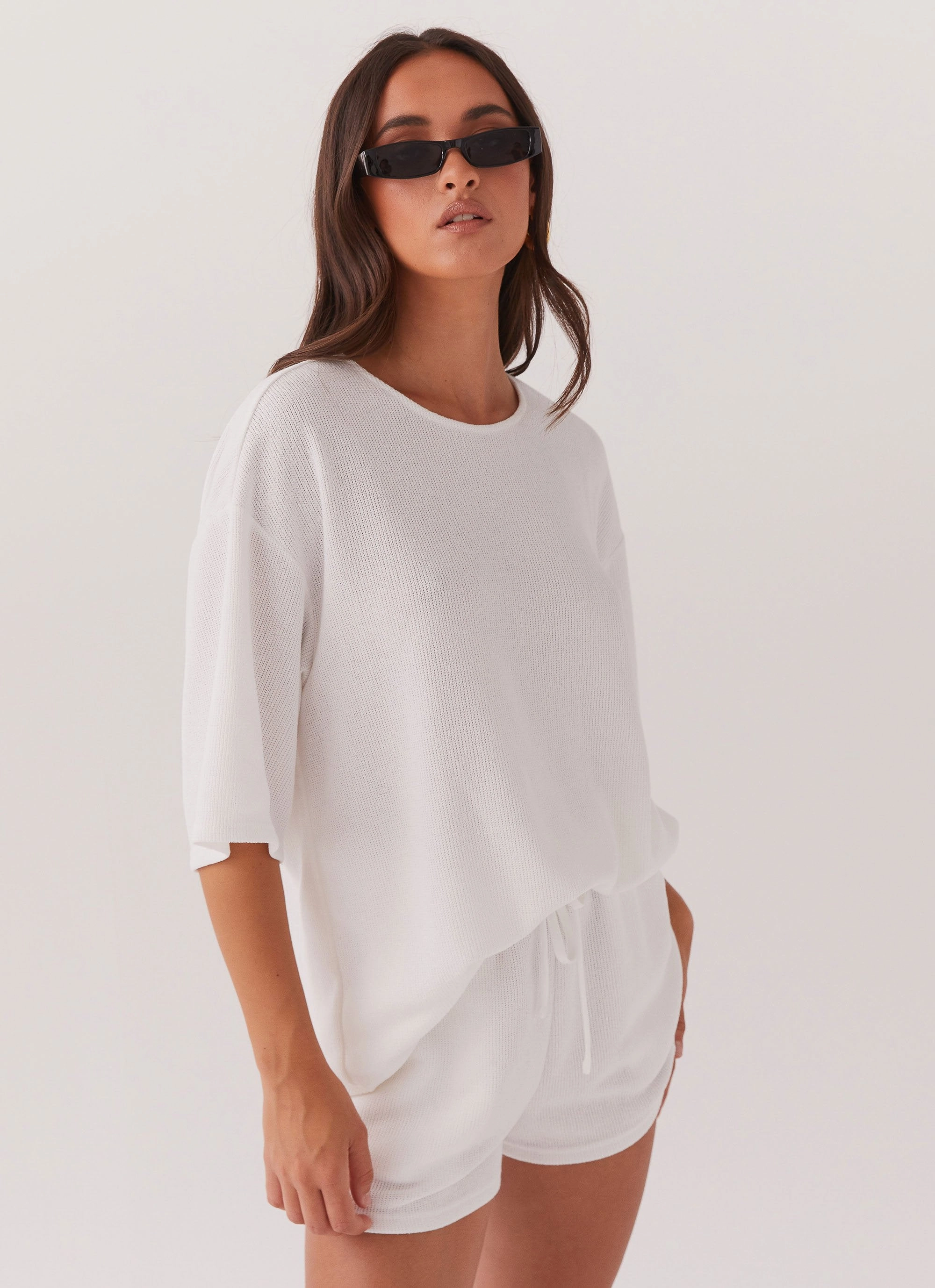 Basic Travel Fit Hooded style Ocean Waves Oversized Knit Tee - White