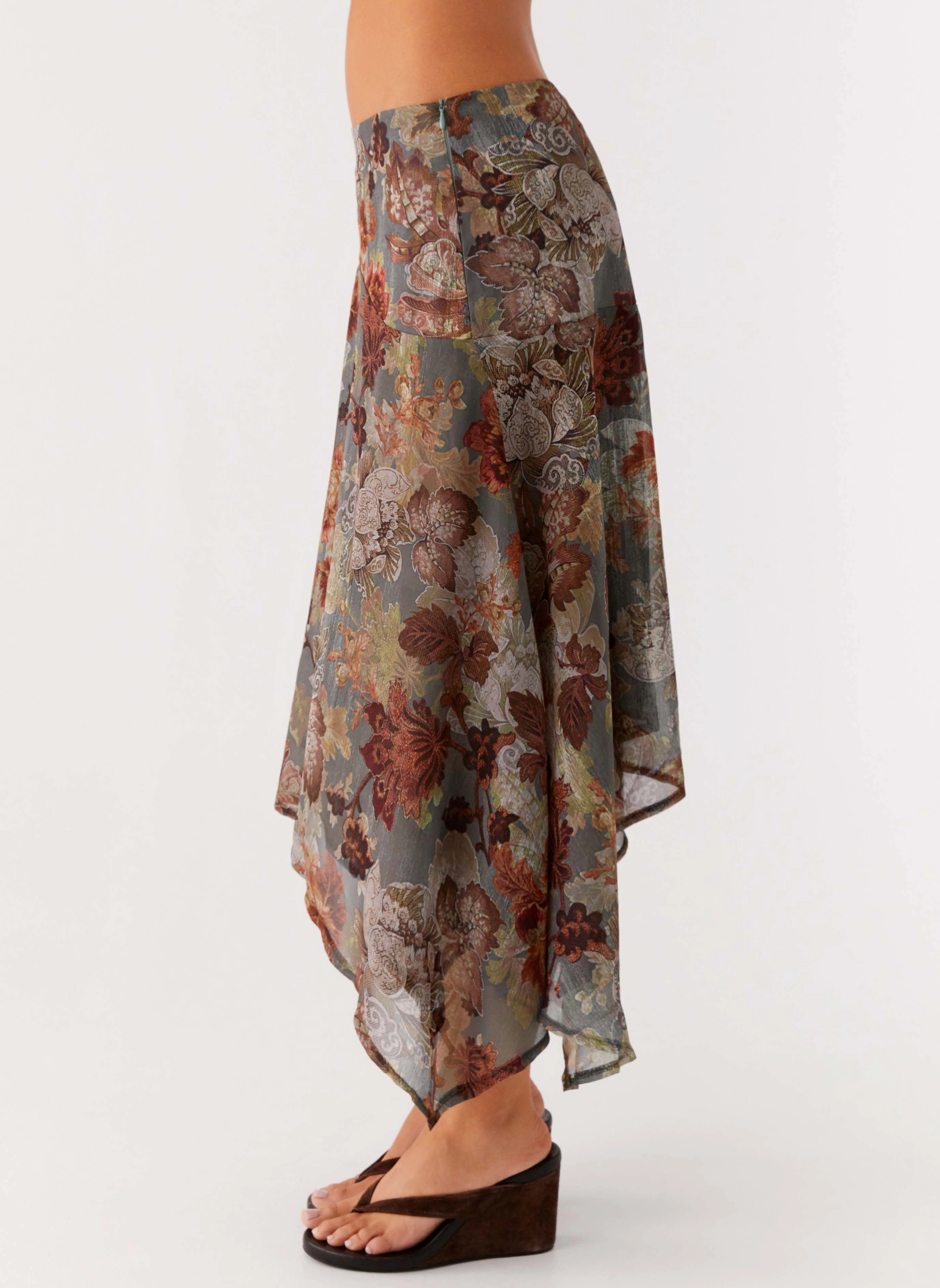 Smooth zipper closure Rosewood Low Rise Midi Skirt - Vintage Blossom