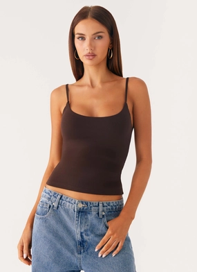 Abrasion Resistant Surface Mesh Panel Details Blondie Tank Top - Chocolate