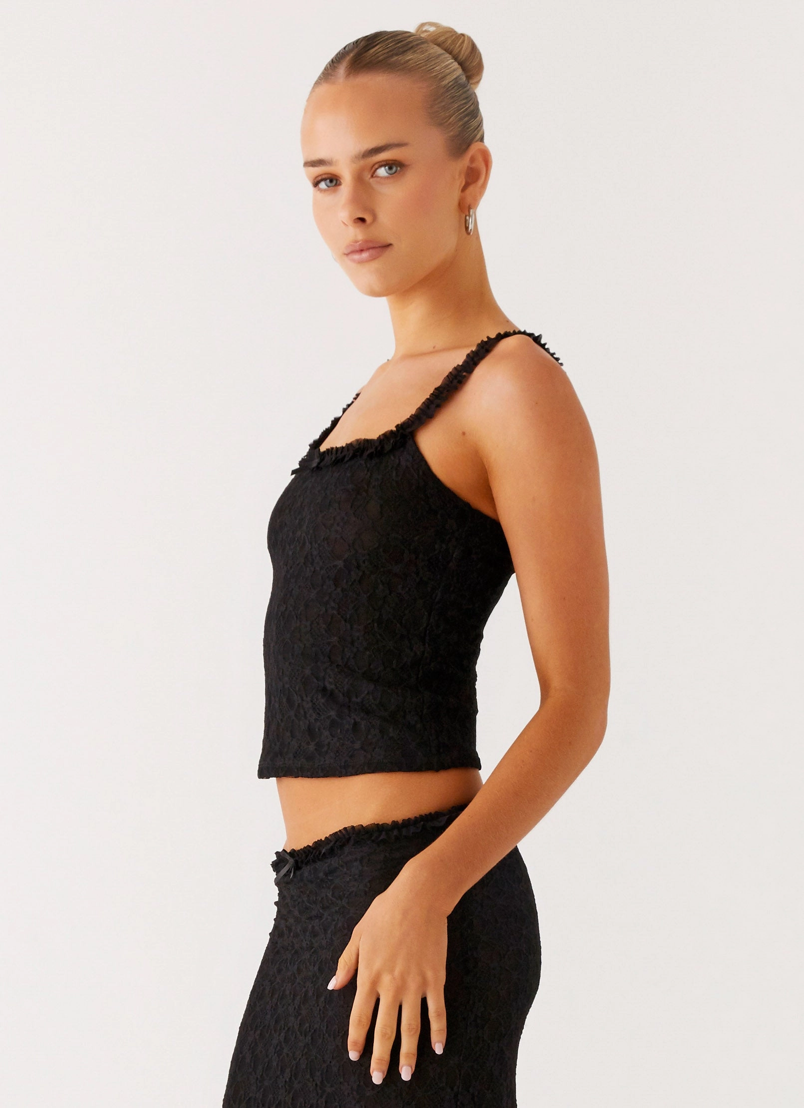 Non Chafe Armholes Ophira Cami Top - Black