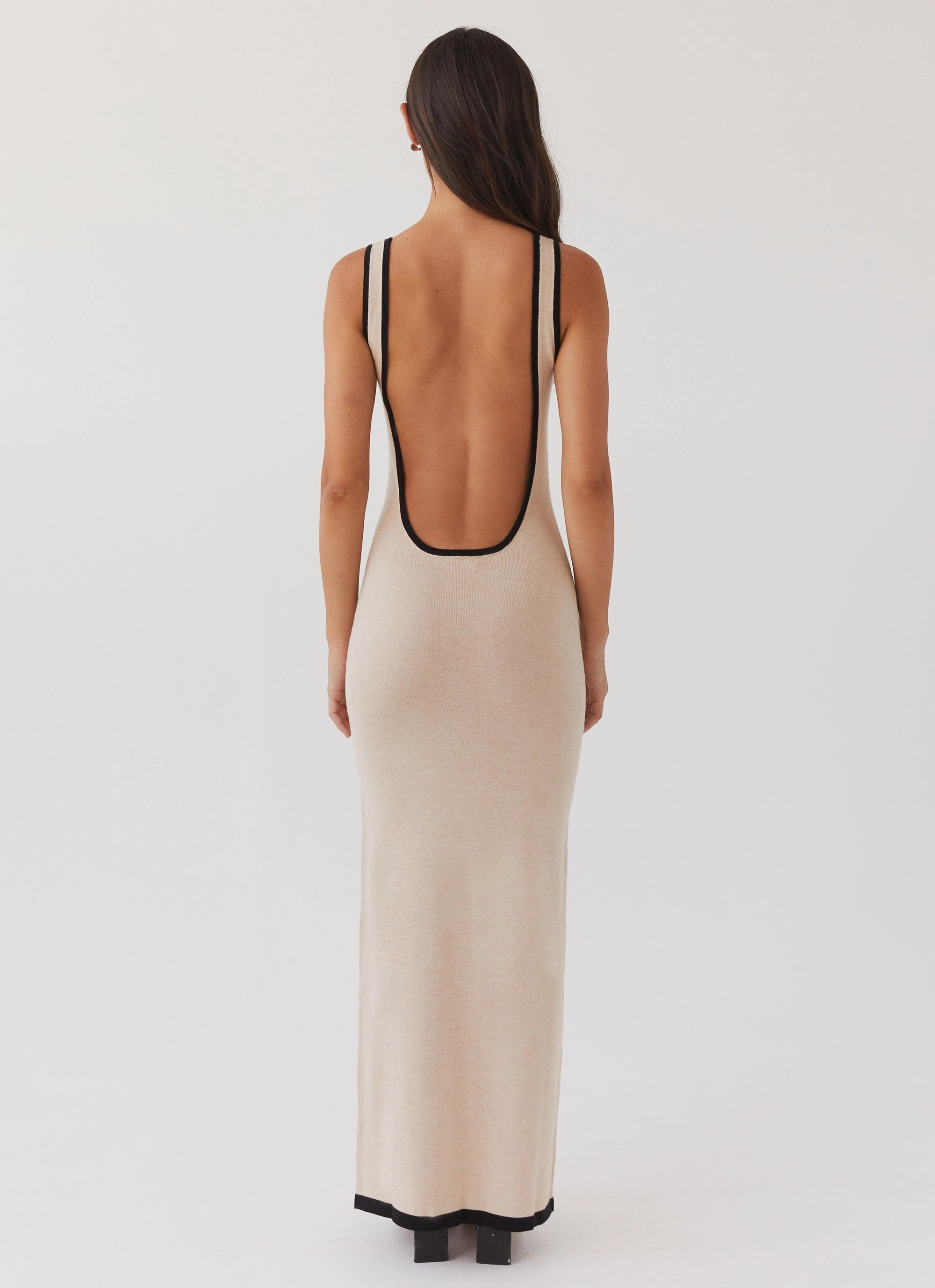 Lost In Paris Knit Maxi Dress - Tapioca Relax Form