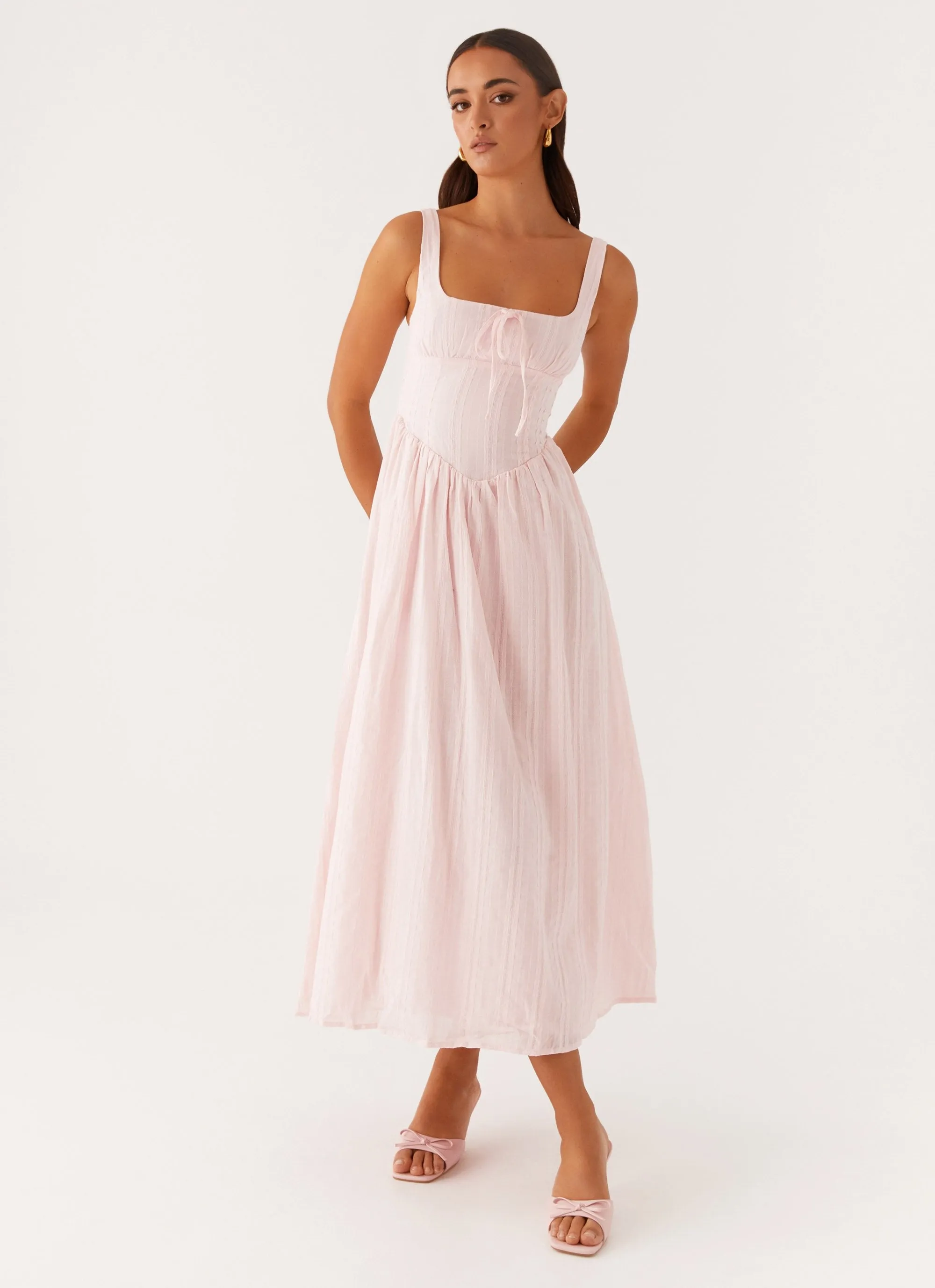 Pascuelle Midi Dress - Pink Shiny surface Timeless Touch