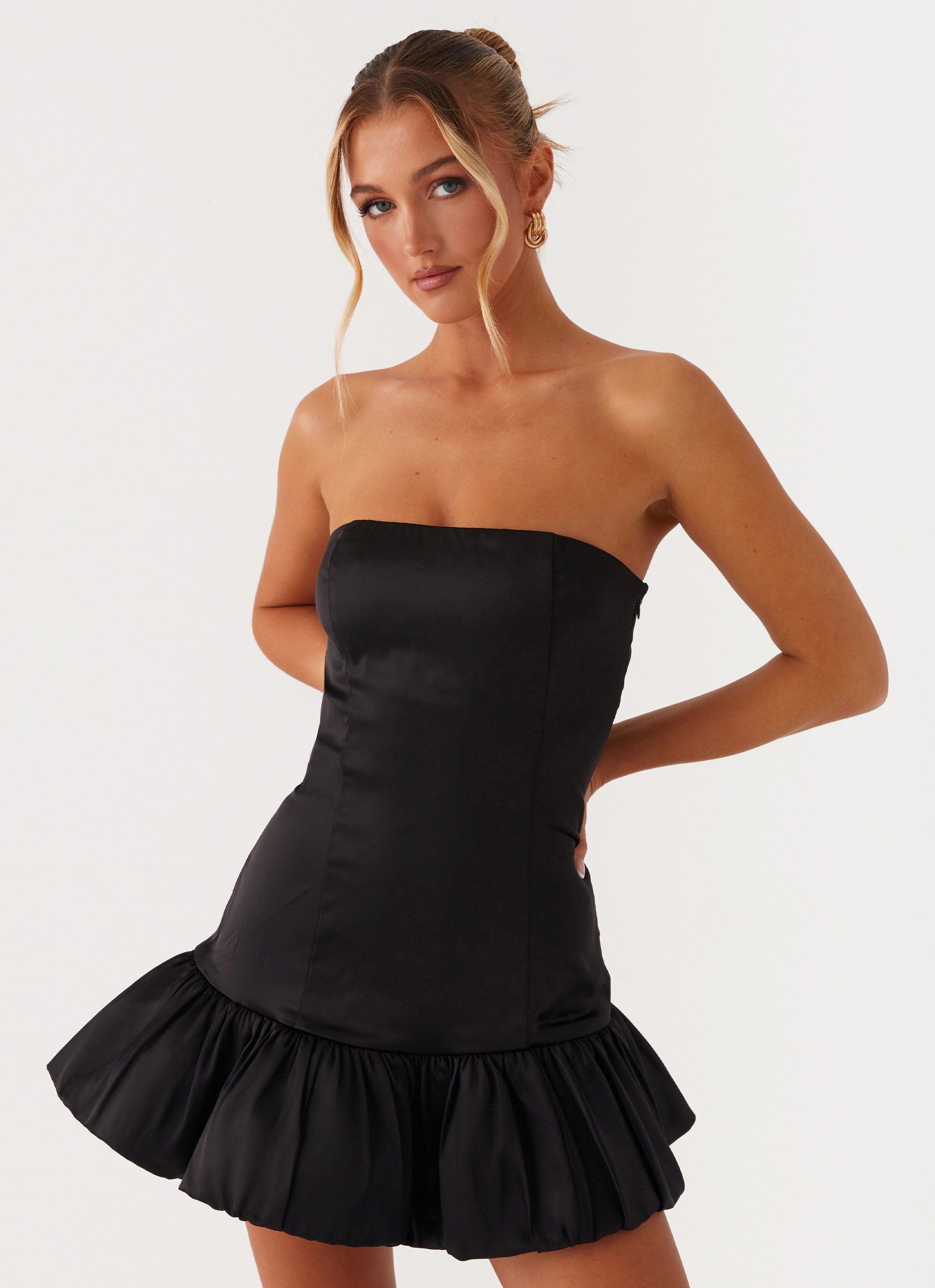 Cozy Vibe Dancing Queen Mini Dress - Black