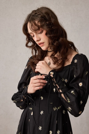 Phoenix 24 | Embroidery Daisy Linen Dress PreWashed