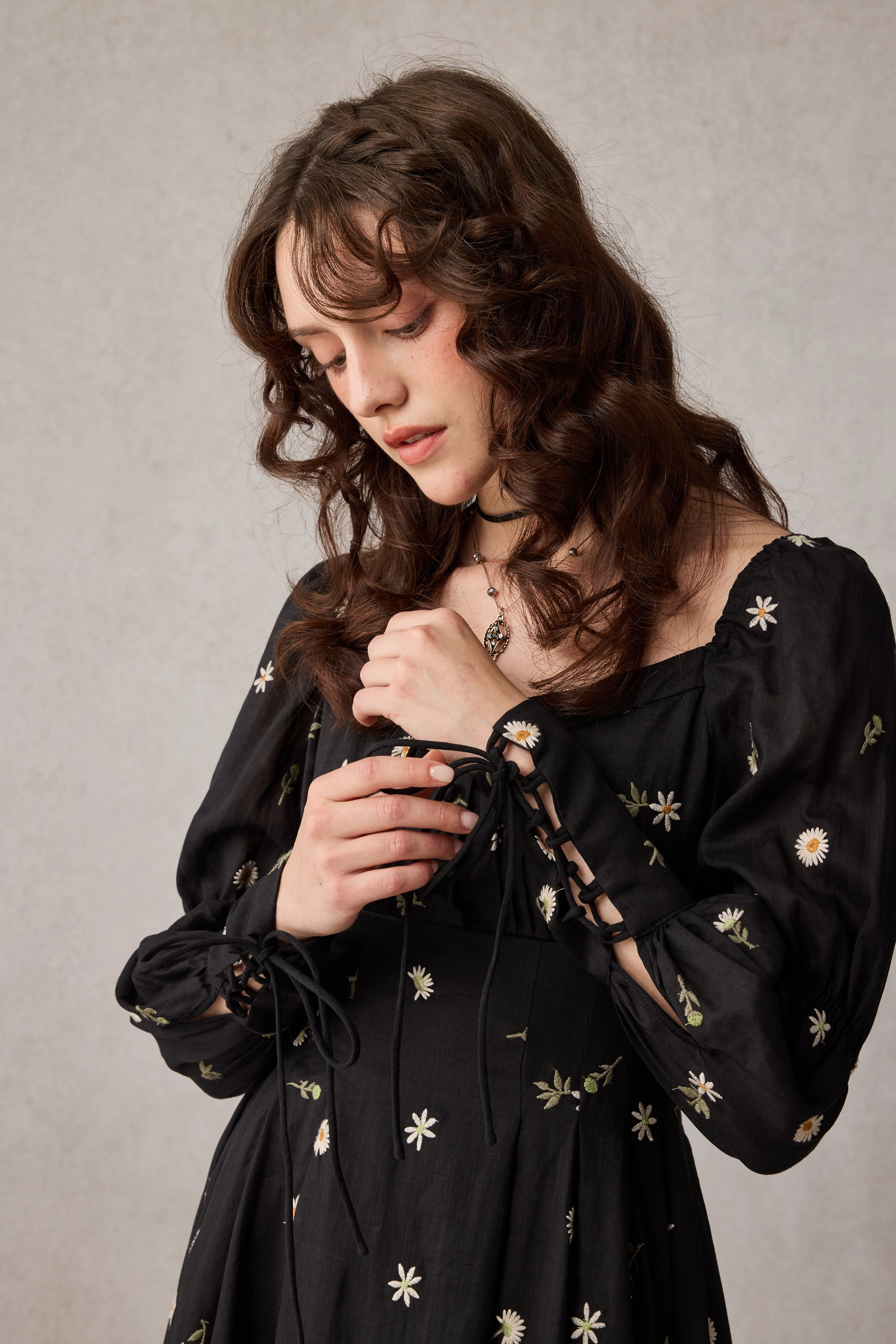 Phoenix 24 | Embroidery Daisy Linen Dress PreWashed