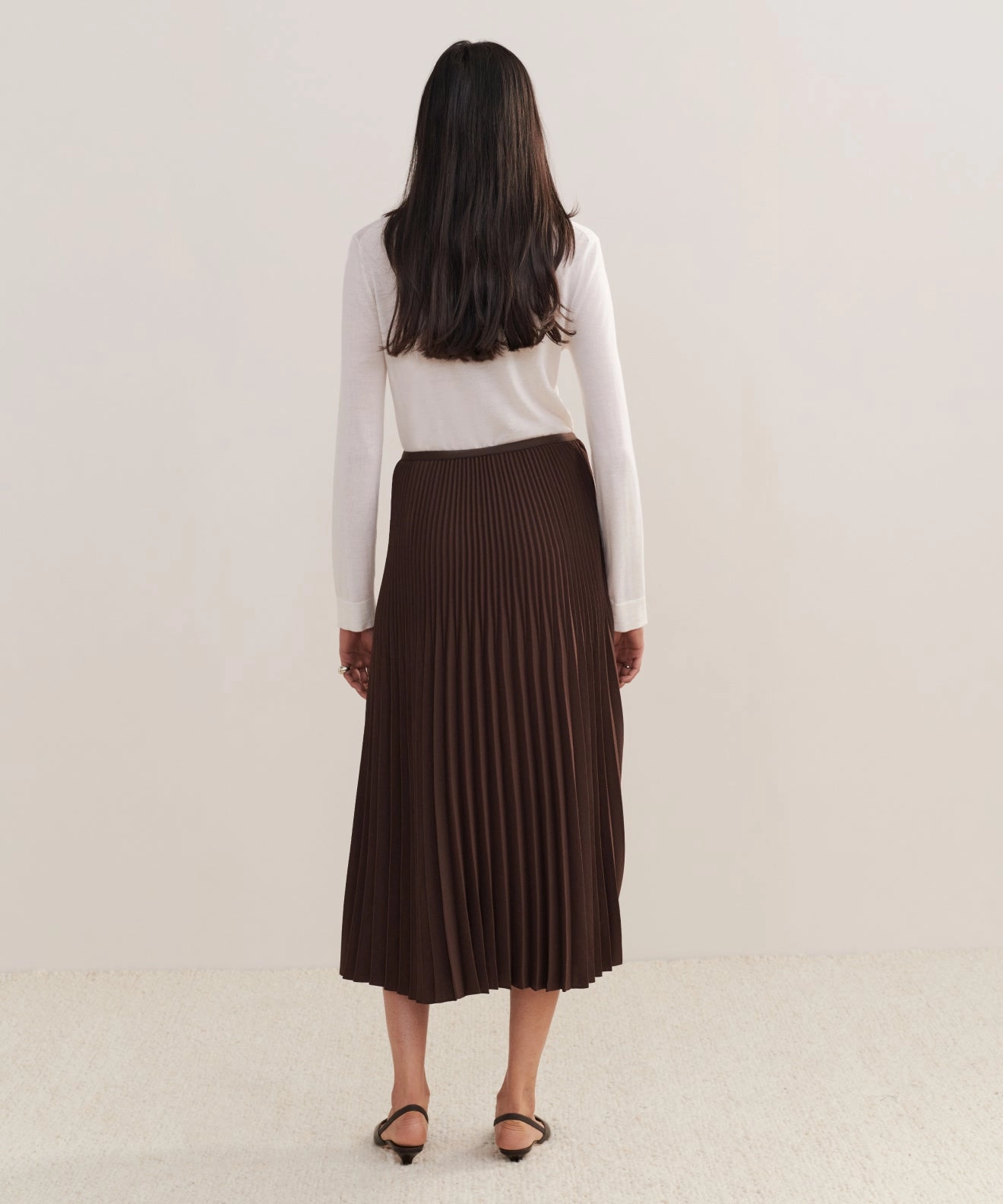 Cool Touch Seamless construction Pleated Skirt