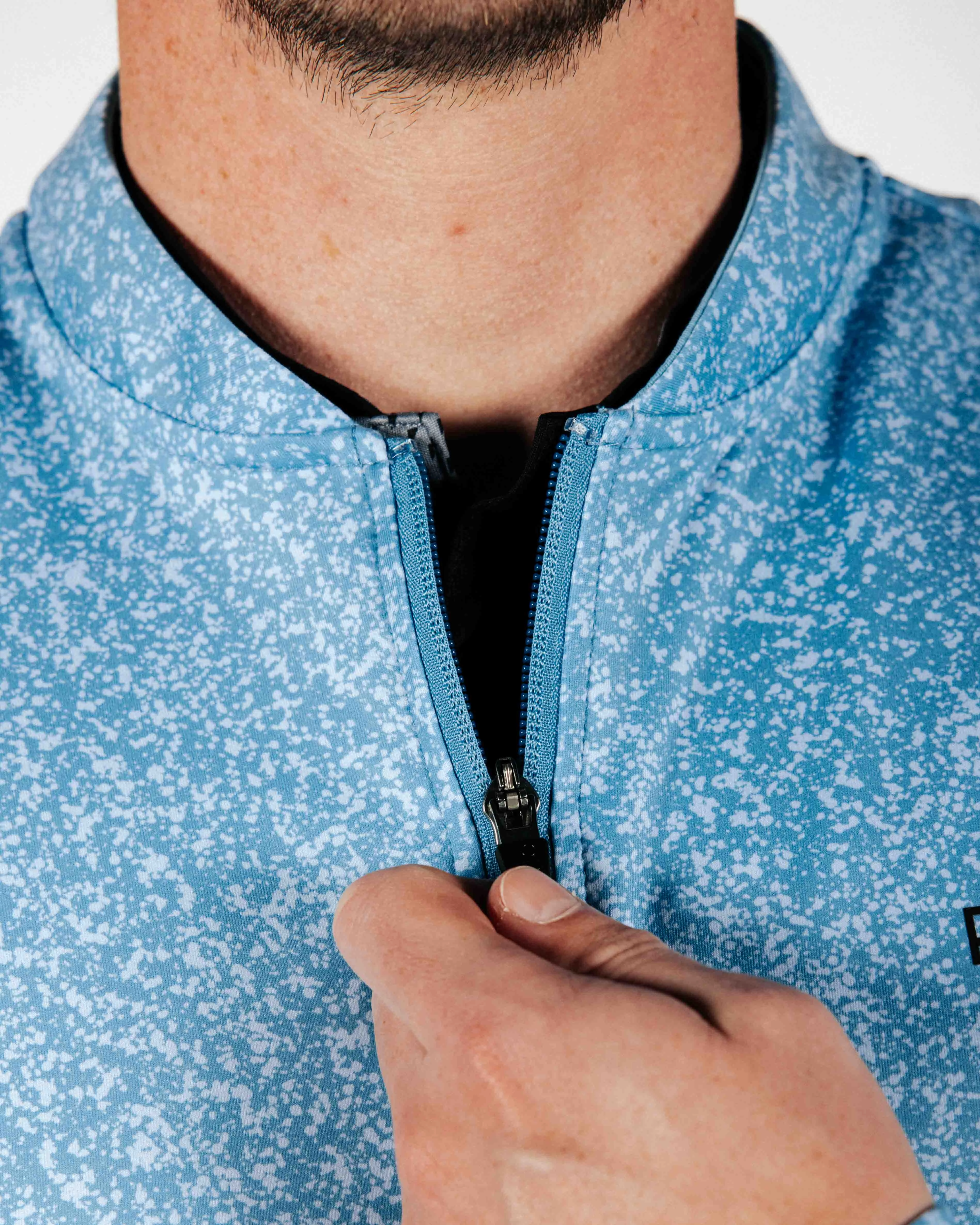 ContrastTipping Blue Static Blade Quarter Zip