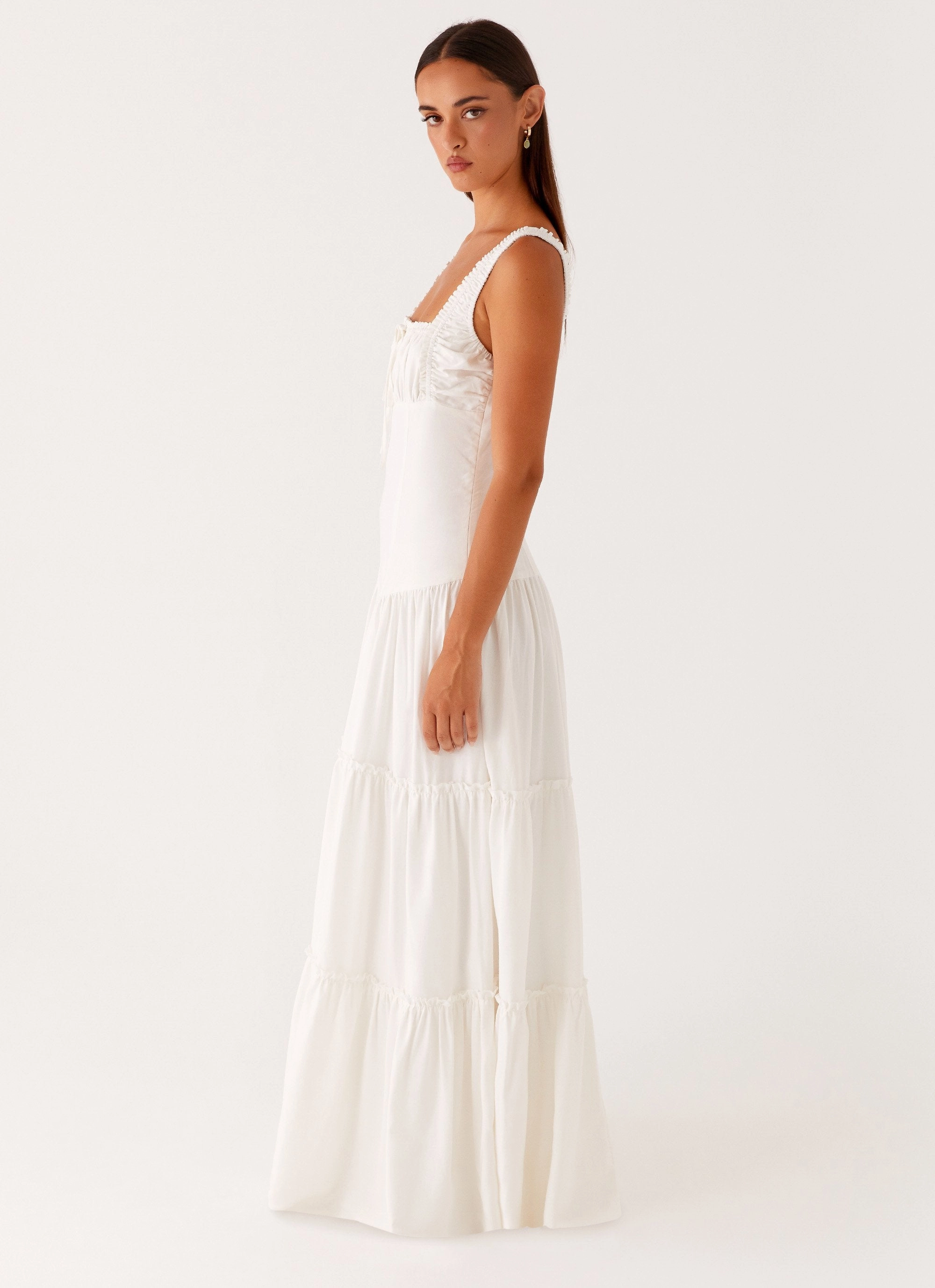 Esme Maxi Dress - White Fitted Design Seasonal Fit