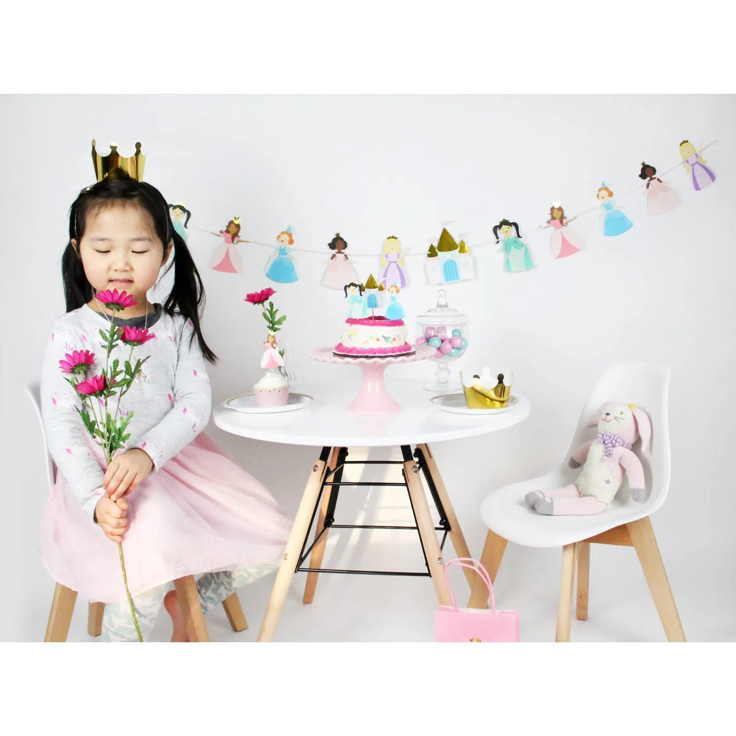 Pretty Princess Gold Crowns 12pk. S0116