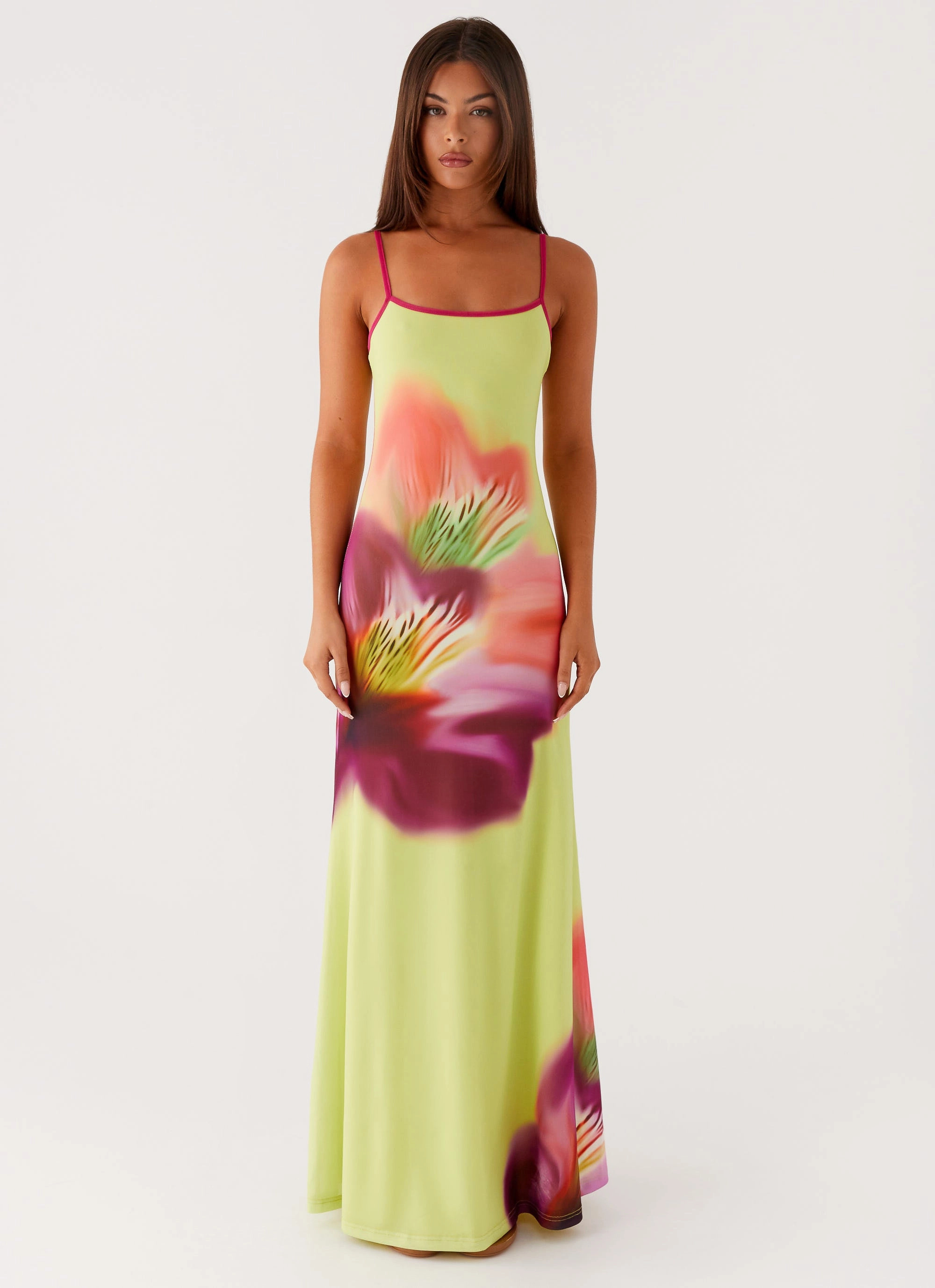Urban Chic Japan Line Everett Maxi Dress - Green Tropical