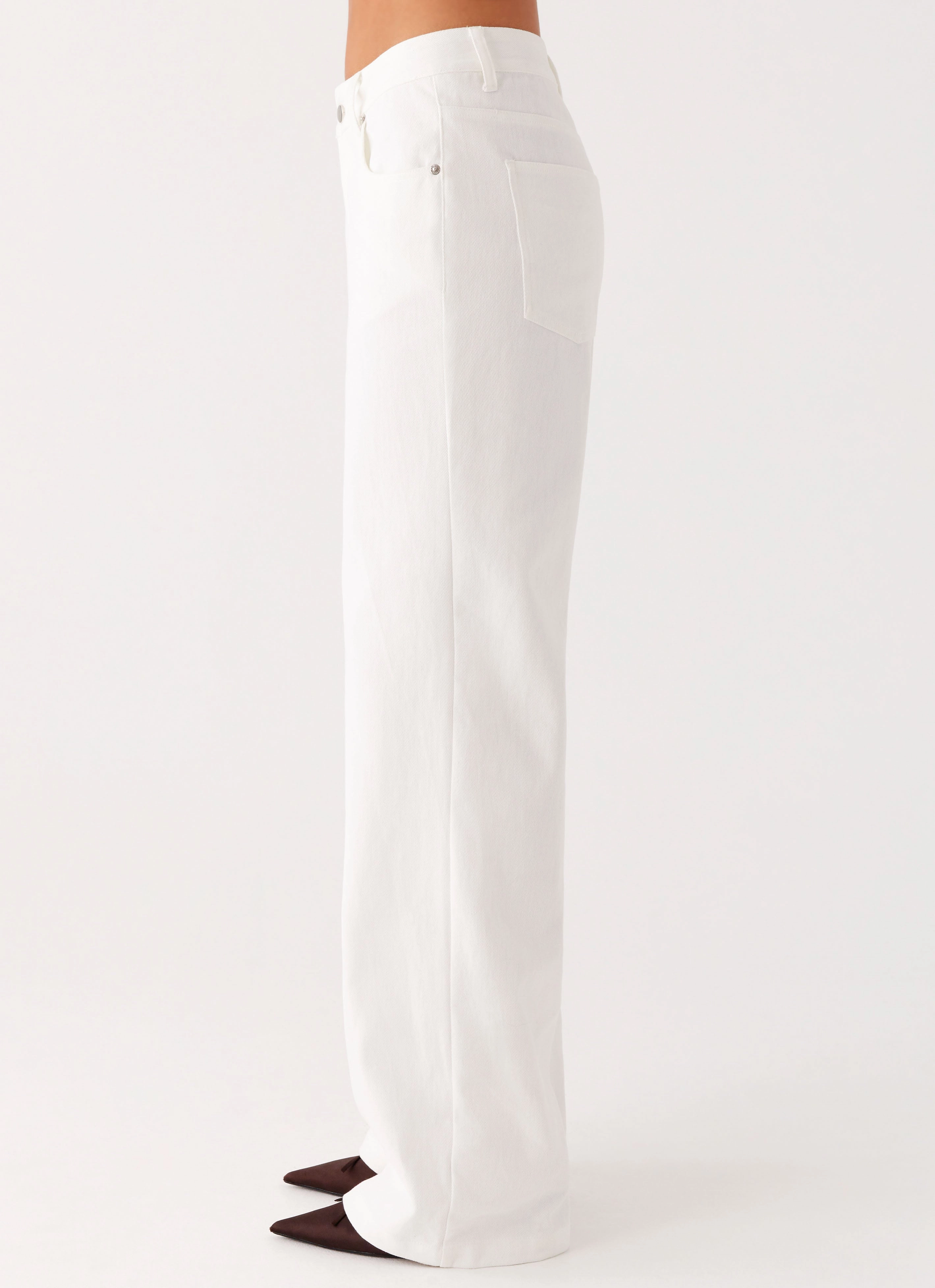 Back Again Straight Leg Denim Jeans - White Wrinkle-Resistant