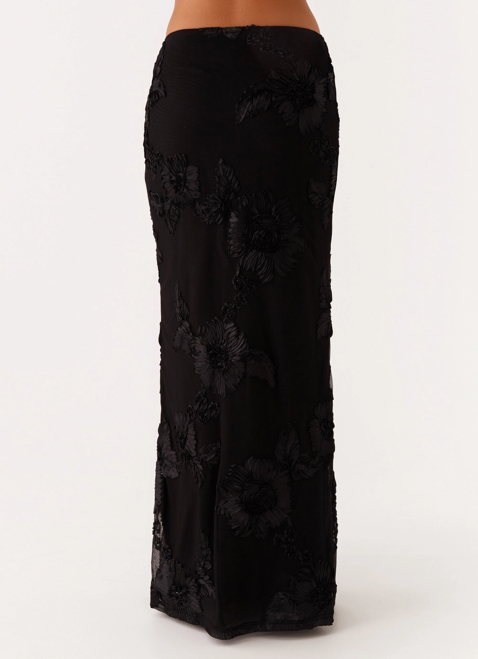 Timeless Fit Radiate Maxi Skirt - Black