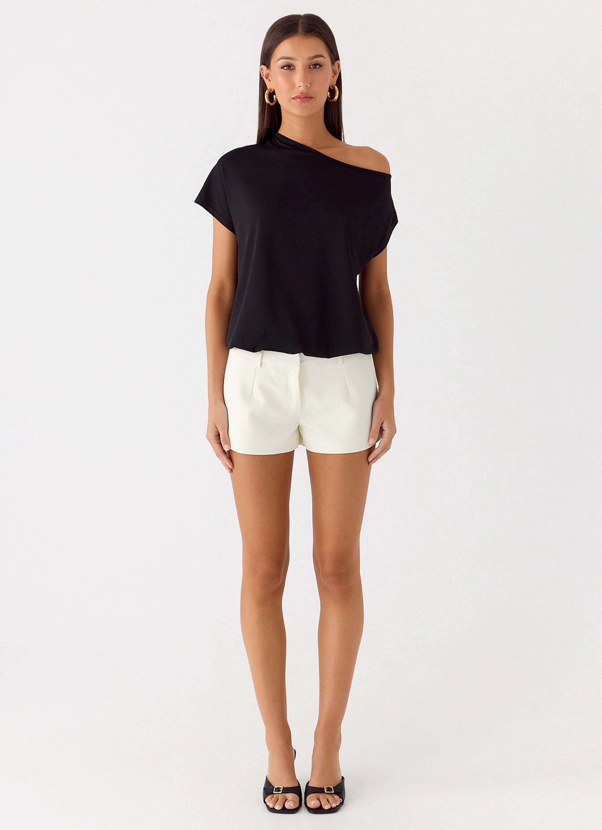 Raeni Off Shoulder Top - Black ConvertibleCollar