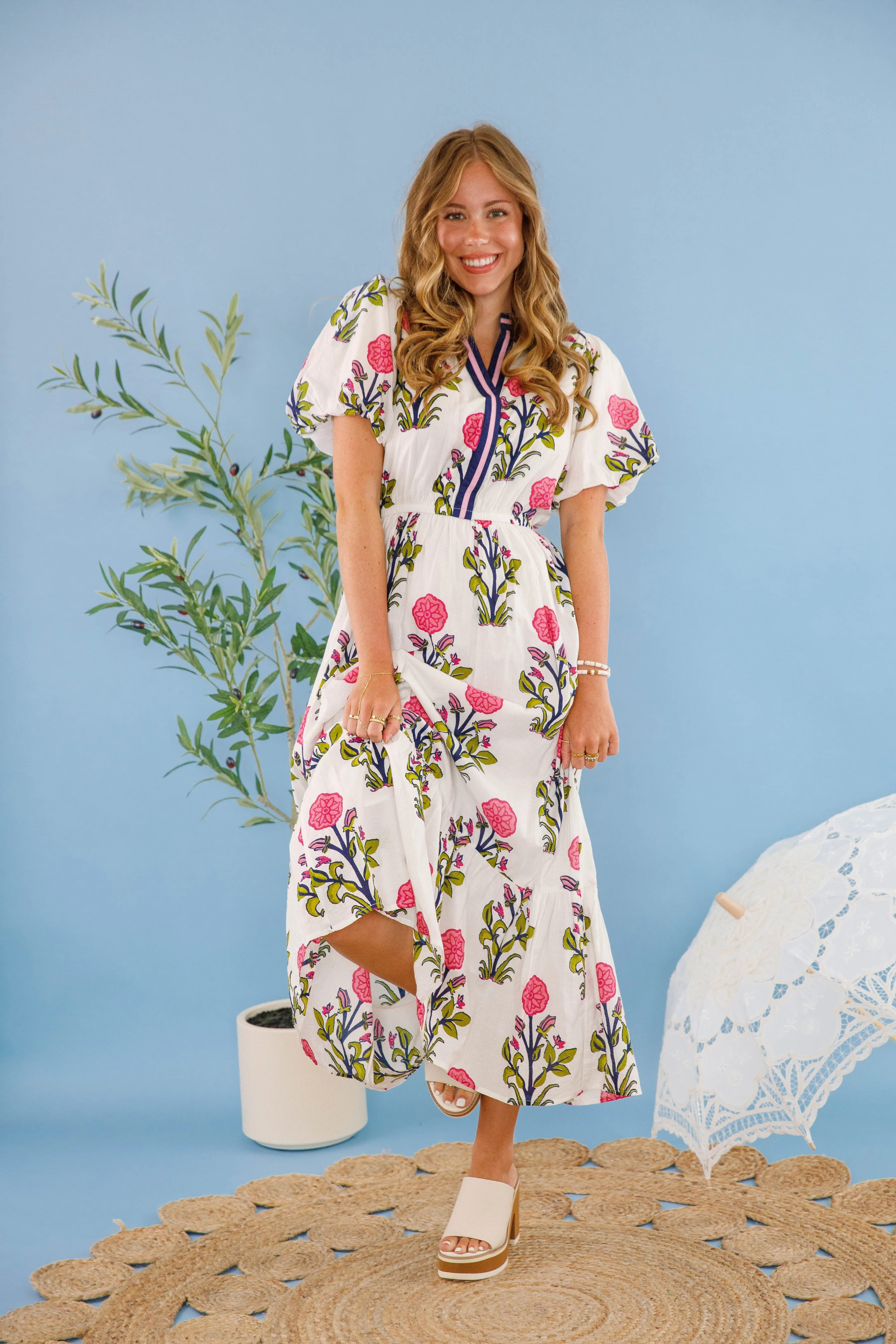 Chic Motion Padded-Bust Bring Me Back To Life Midi Dress-White
