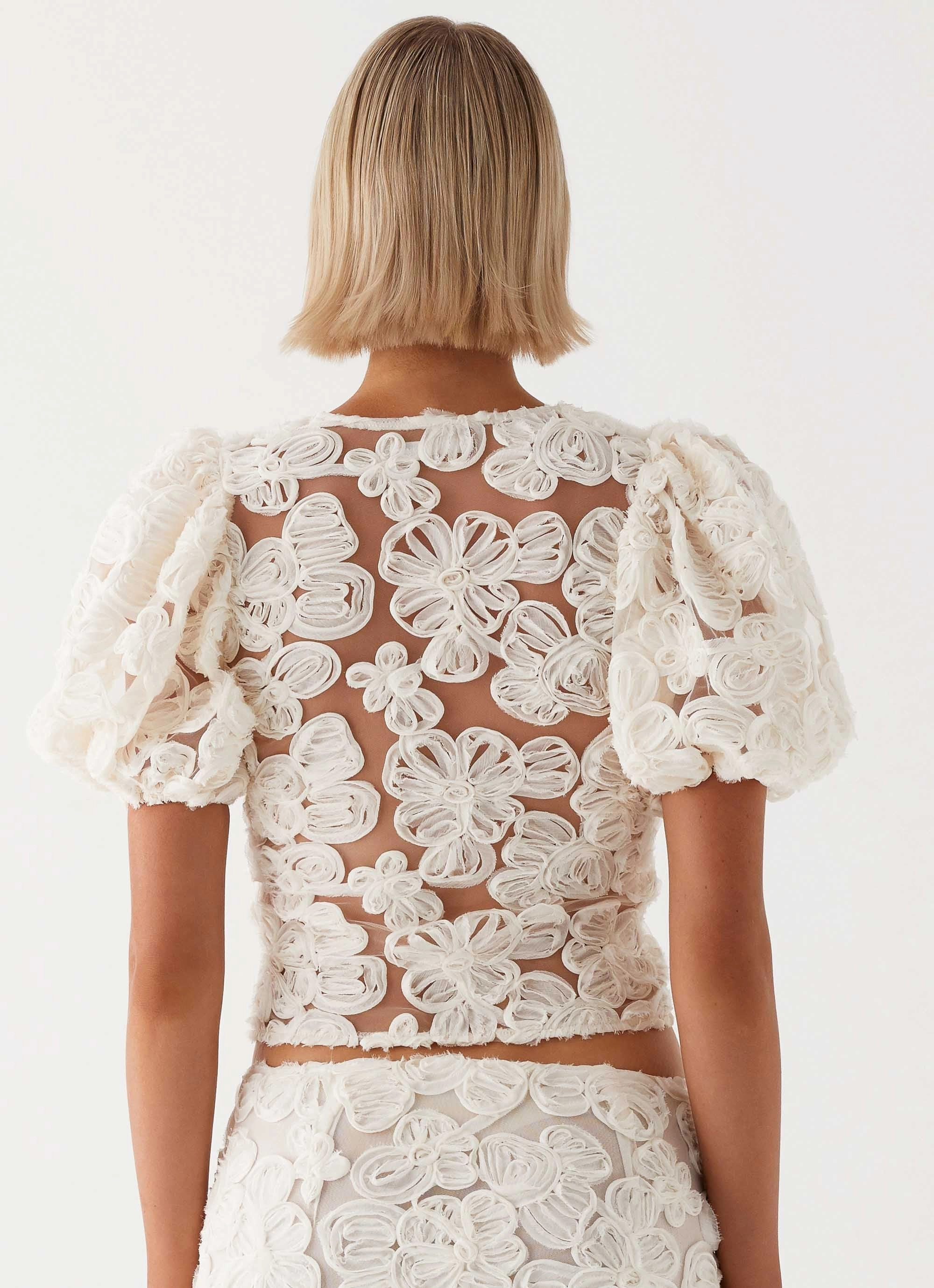 NonIrritatingEdges Orchid Breeze Top - Ivory
