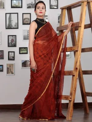 Red Black Hand Block Printed Chiffon Saree with Zari Border - S031702774