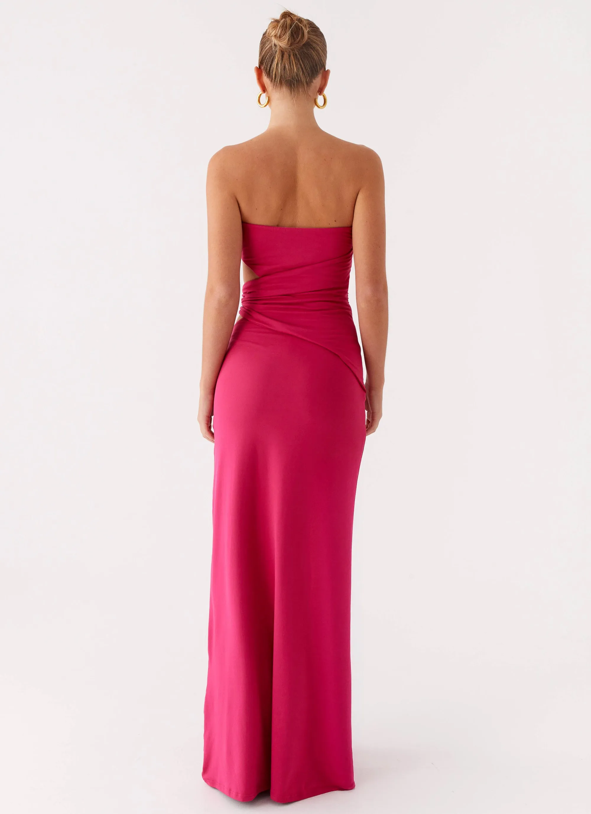 Anetta Maxi Dress - Fuchsia Relaxed Movement