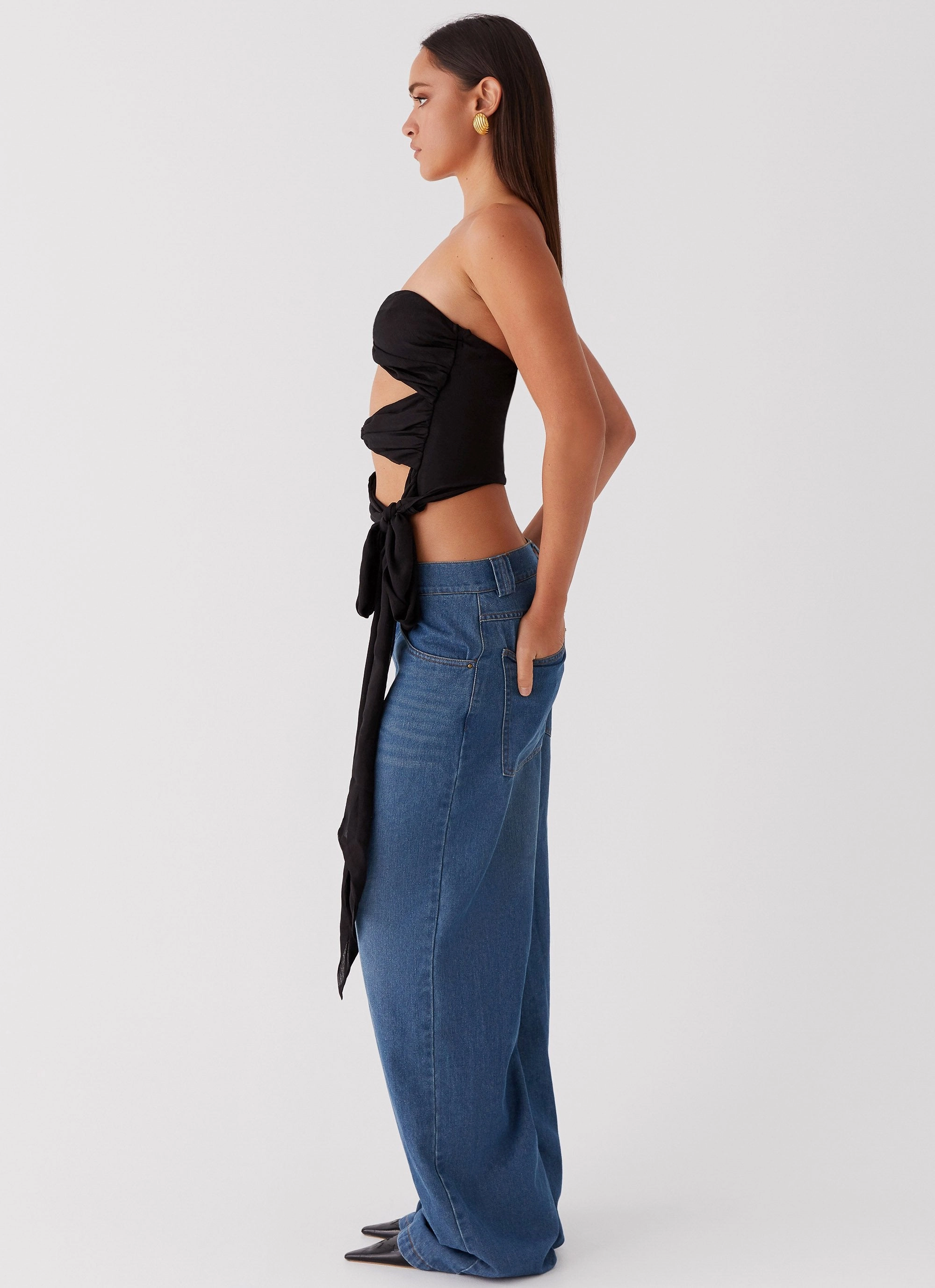 Bound Seam Finish Sunlight Cascade Top - Black