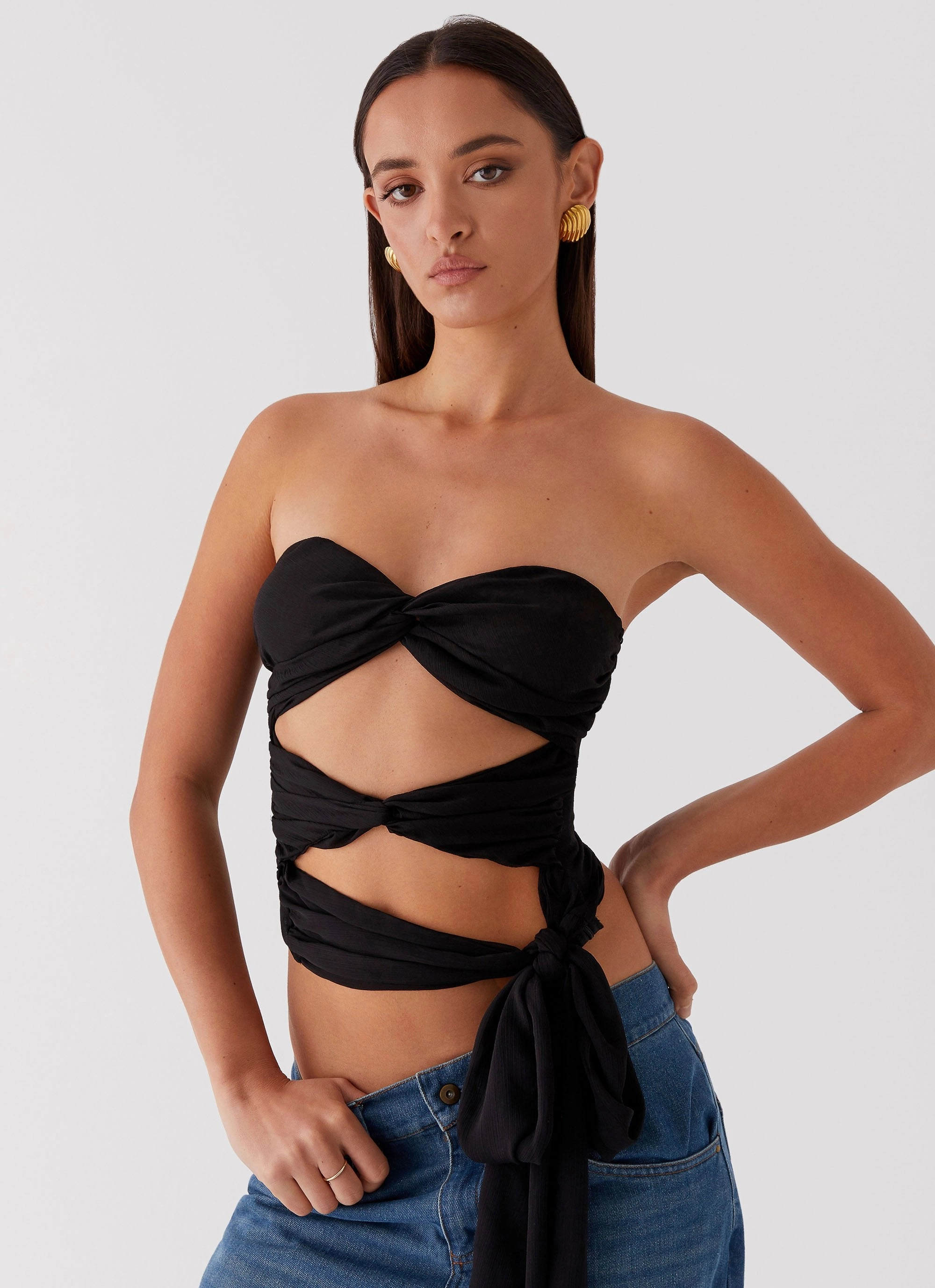 Sunlight Cascade Top - Black TemperatureRegulating Fabric