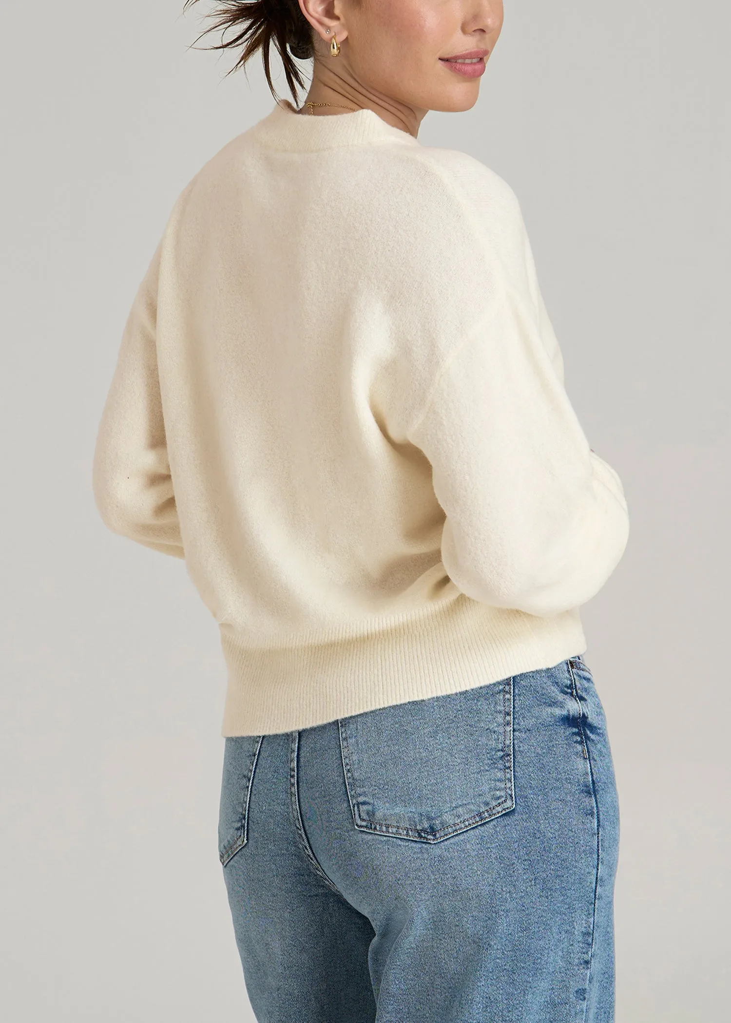 Relaxed Crewneck Wool Blend Tall Women's Sweater in White Alyssum