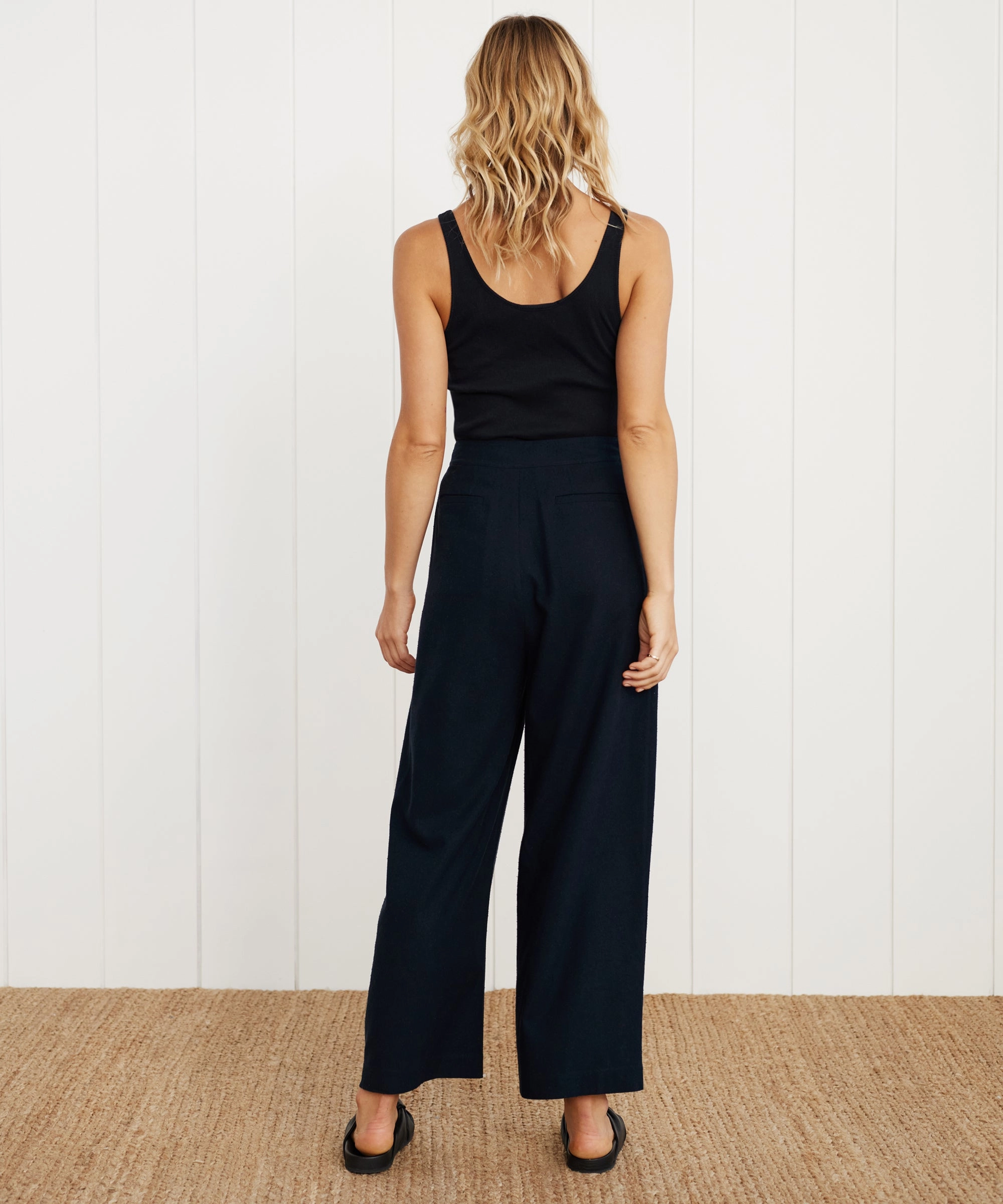 Soft Support Fashionable Look Relaxed Trouser