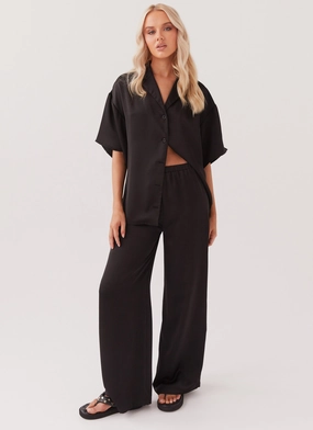 Palm Cove Satin Pants - Black On The Move