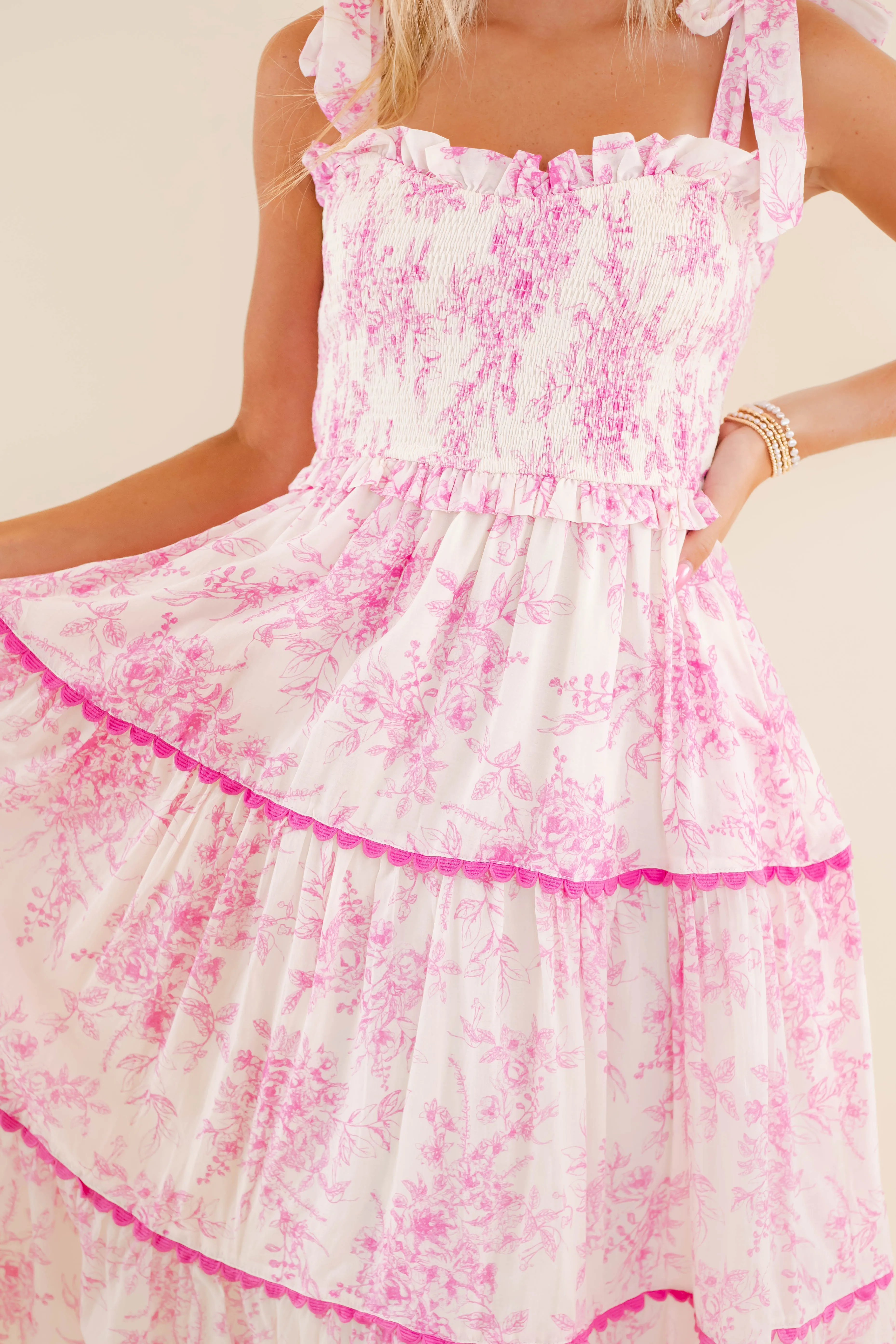 Chic Motion Timeless Cut RESTOCK: A Beautiful Feeling Midi Dress-Pink