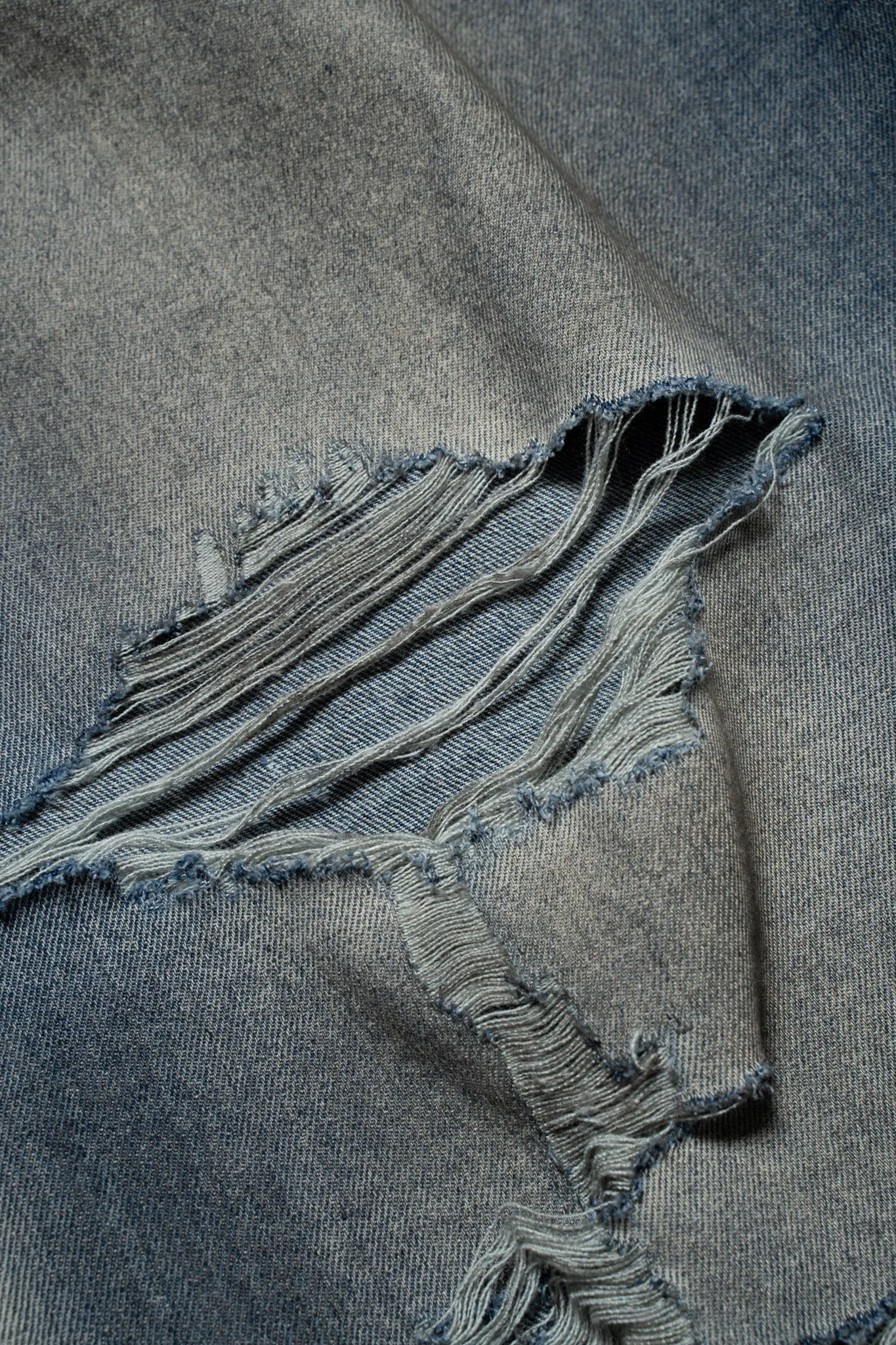 RIPPED JEANS BLUE