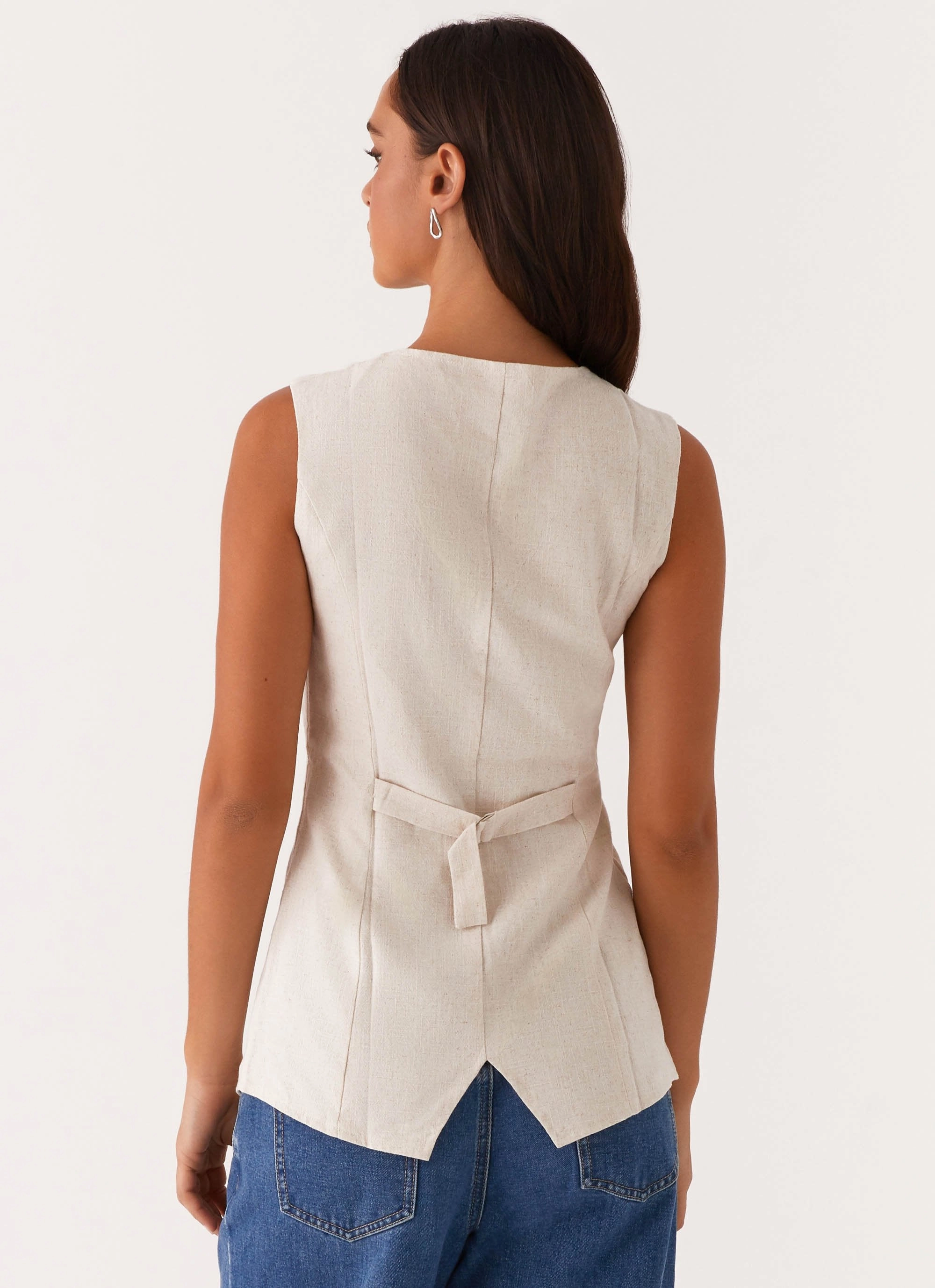 Relaxed Crew Neck Opening Reinforced Stress Points Runaway Button Tie Vest - Oatmeal