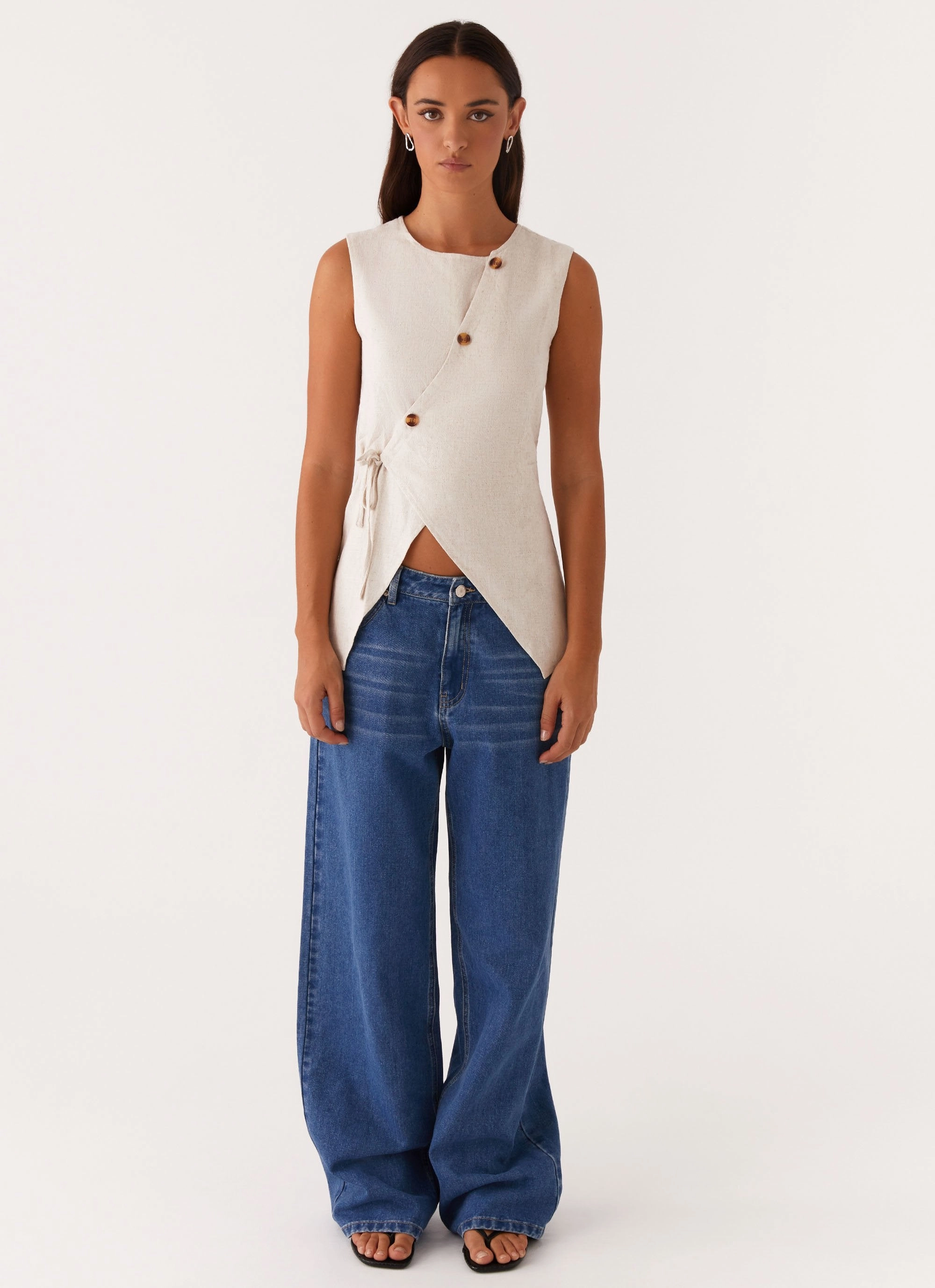 Compression Fit Technology Runaway Button Tie Vest - Oatmeal