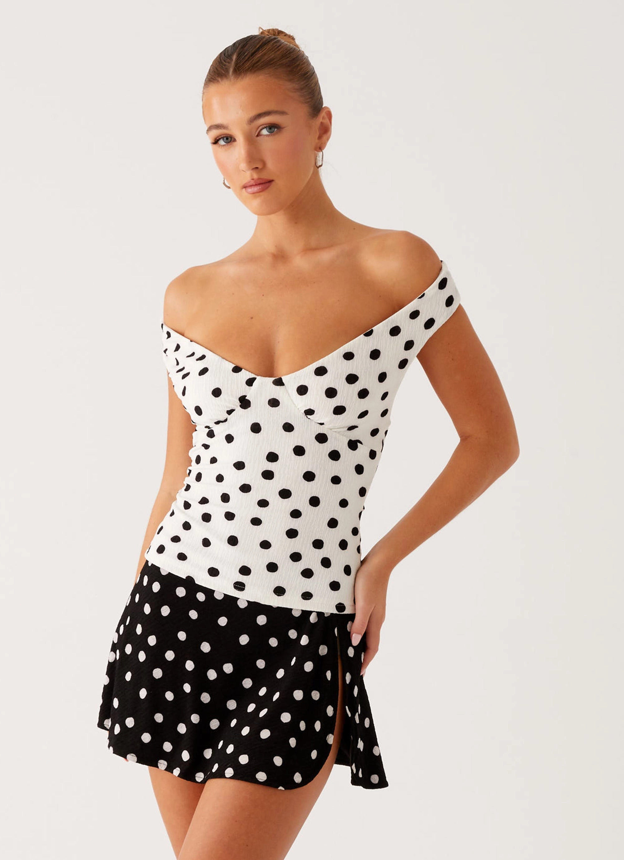 HighDensity Weave SublimatedPrint Rylie Top - White Polka Dot
