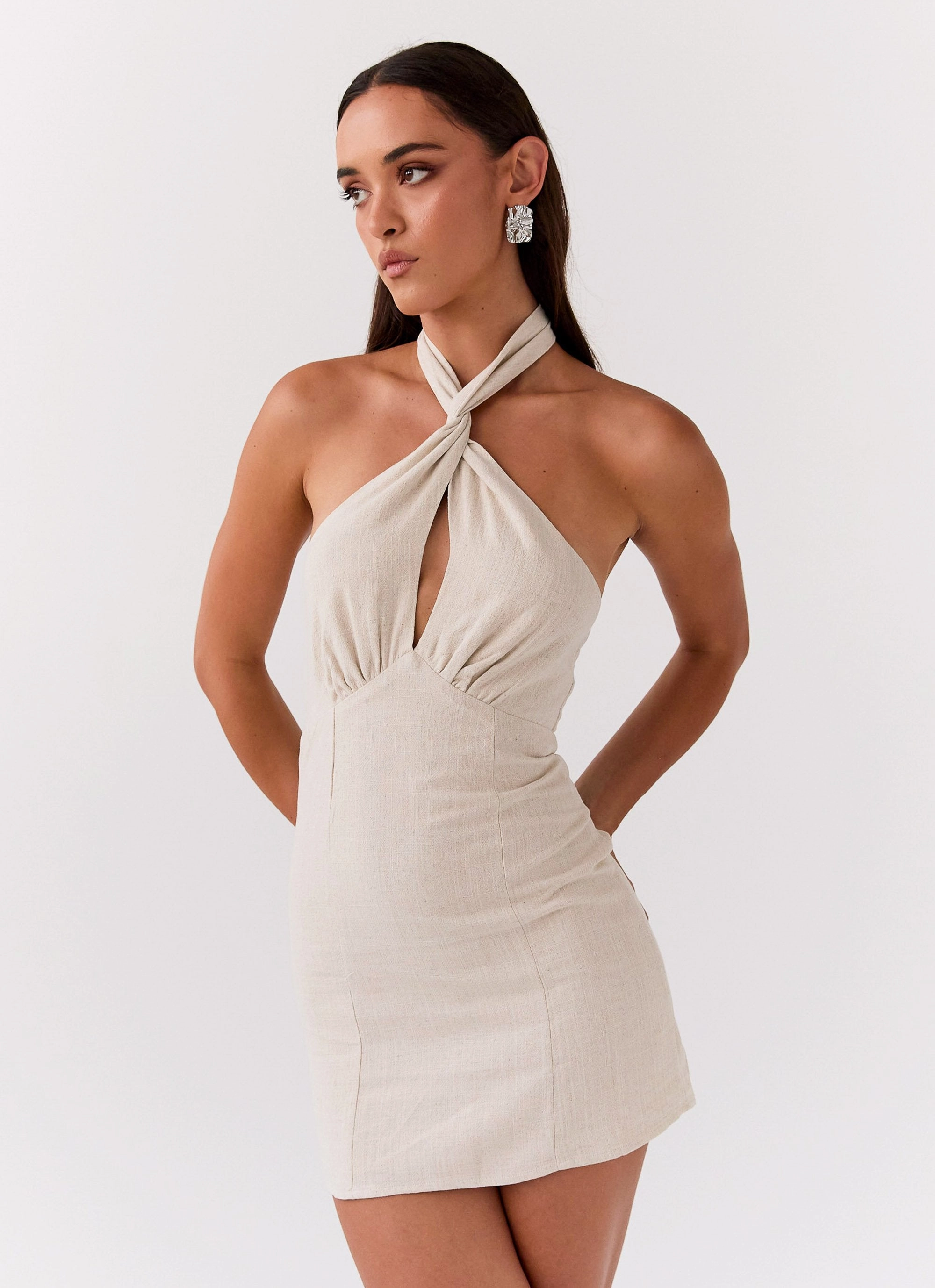 Polite Tone Soft Contour Sabine Linen Mini Dress - Oatmeal