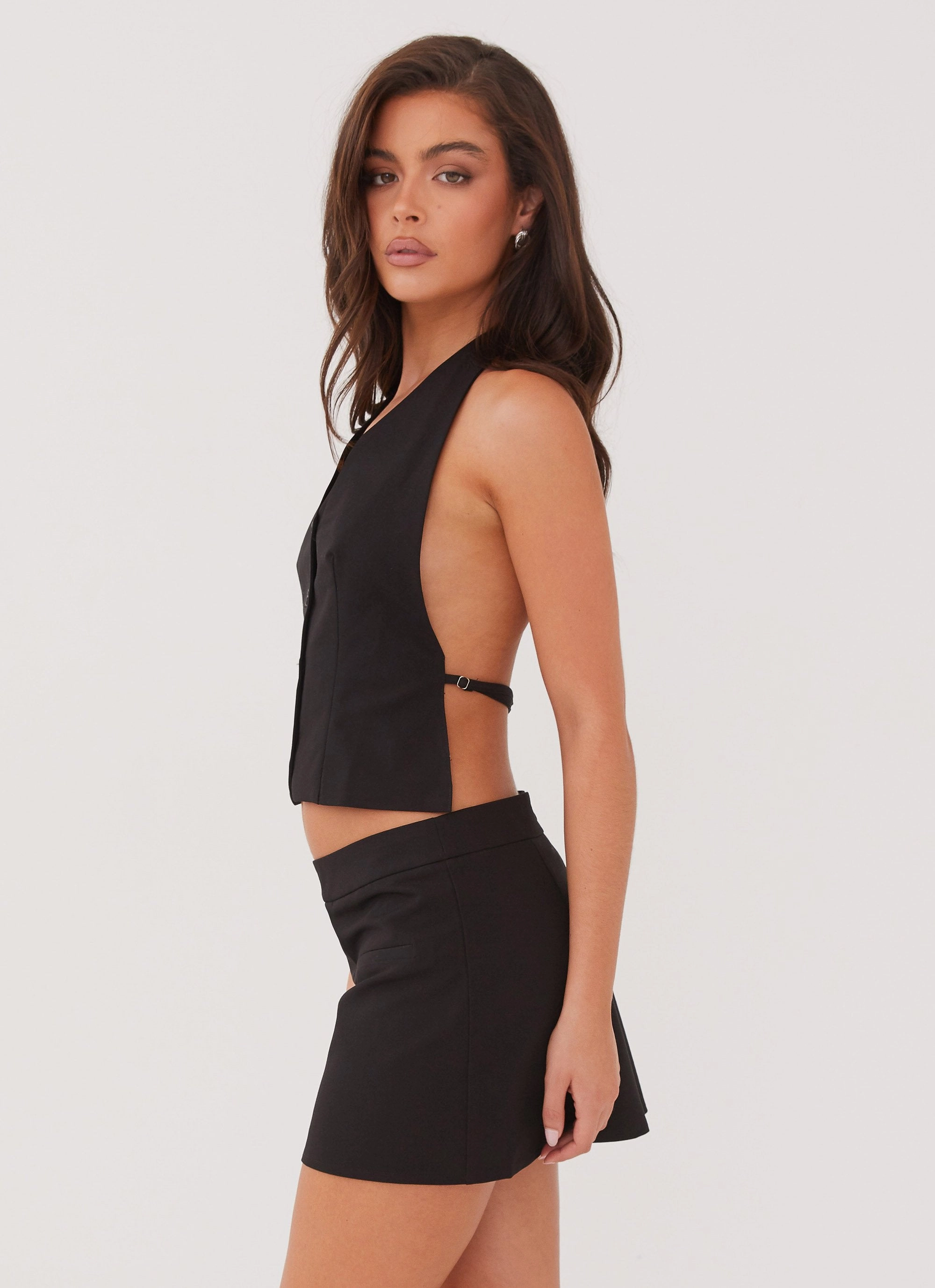 Sarah Mini Skirt - Black Versatile Fashion