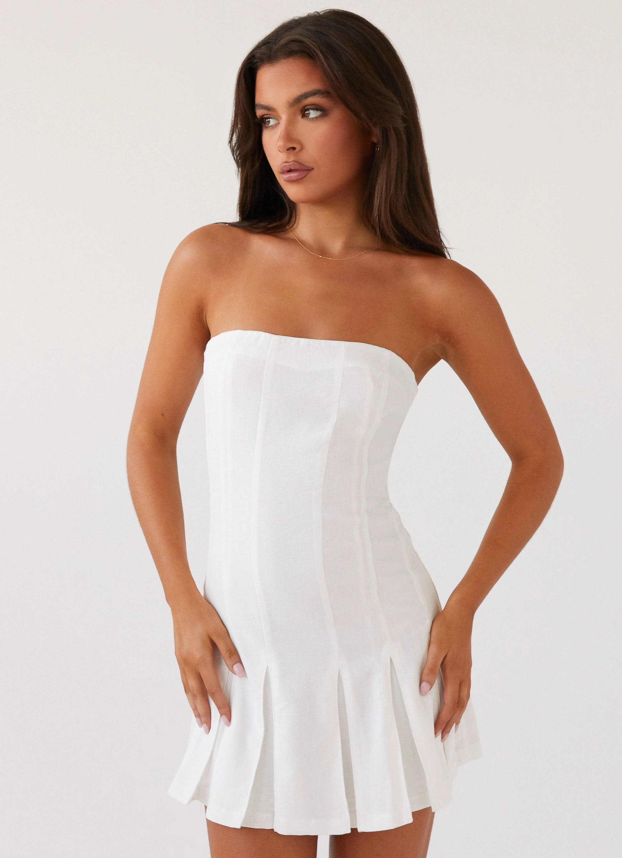 Elegant knee-length dress Saving Hearts Linen Mini Dress - White