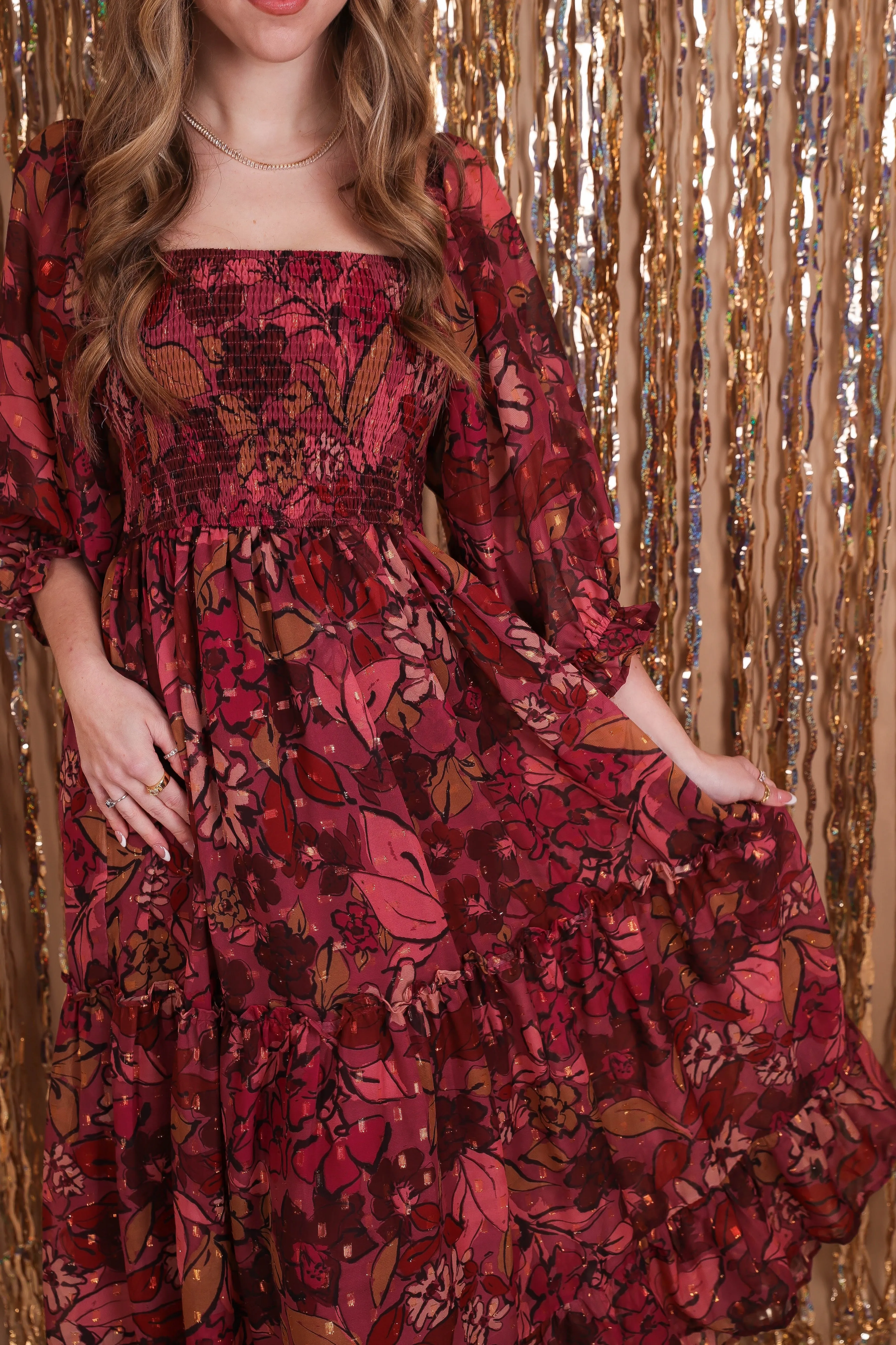 Eye Catching Saying Hello To You Midi Dress