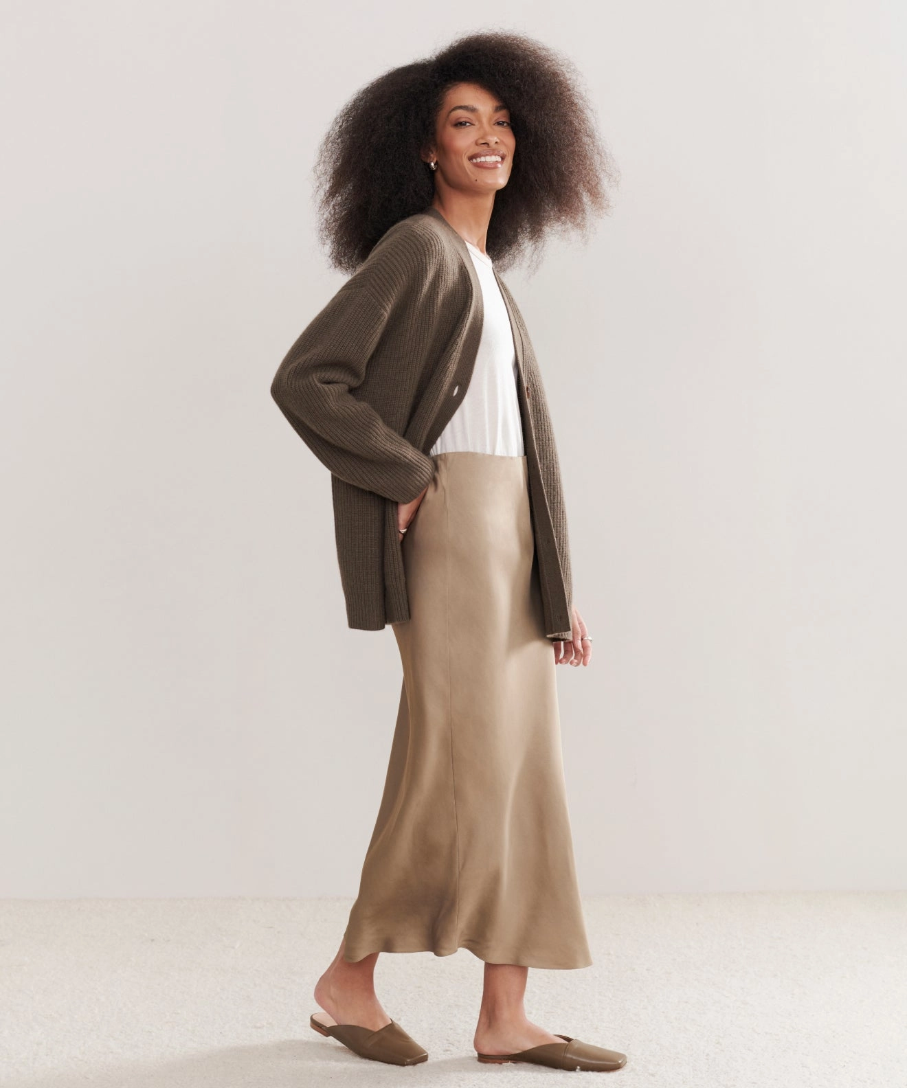 Sawyer Slip Skirt Static free Chic Design