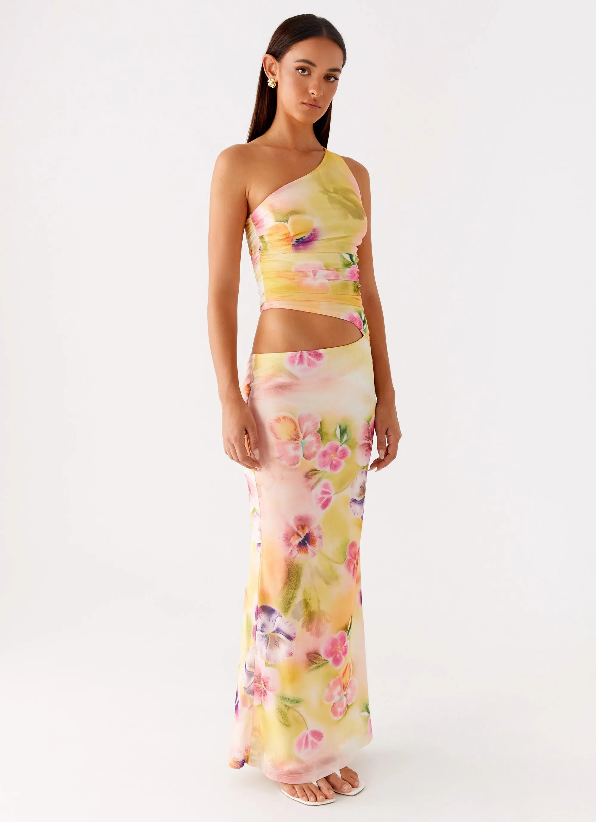 Color Pop Relax Form Seranella One Shoulder Maxi Dress - Sunburst Floral