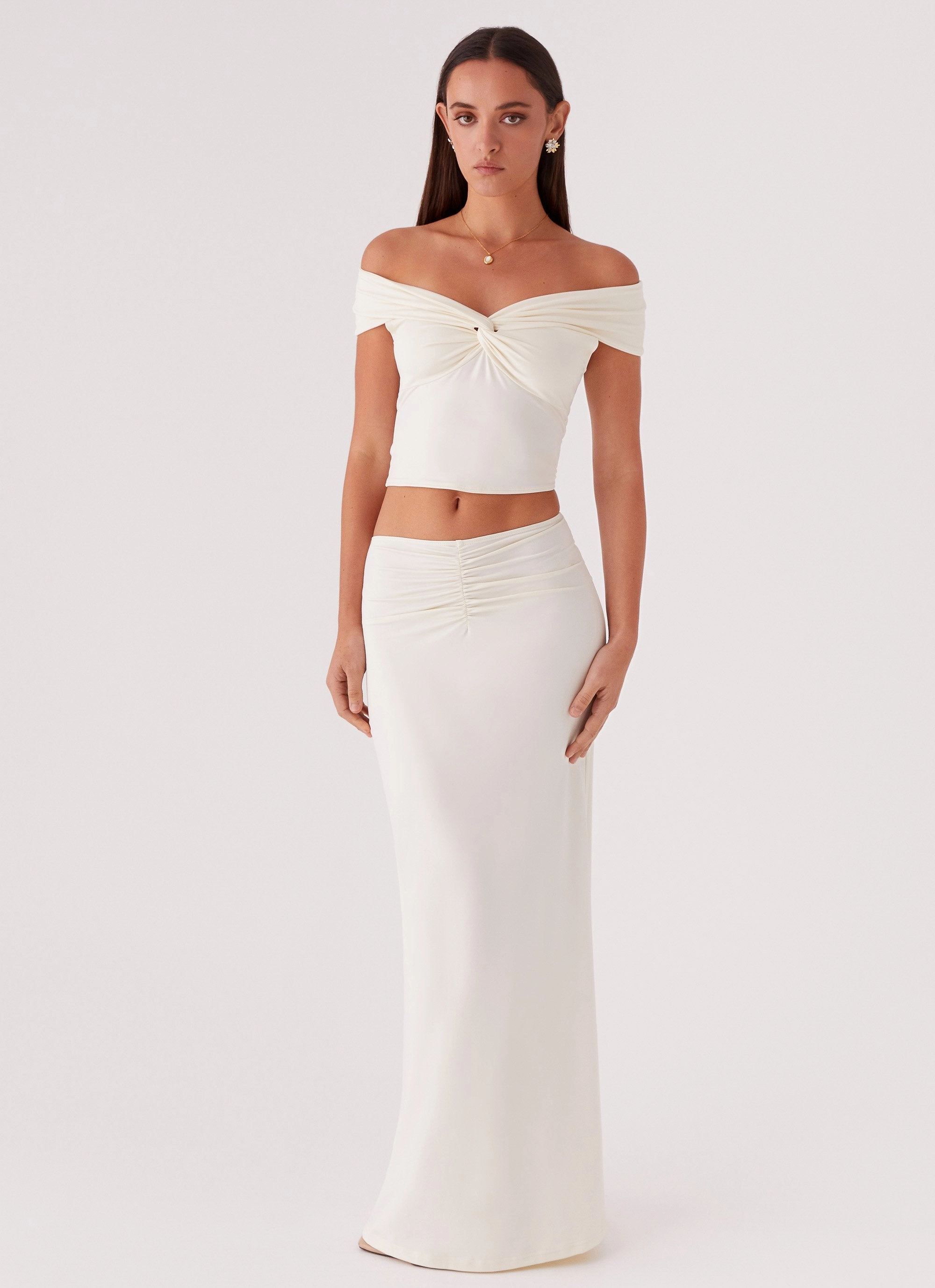 ElasticTrimming Foldable Cuff Design Trixie Twist Off Shoulder Top - Ivory