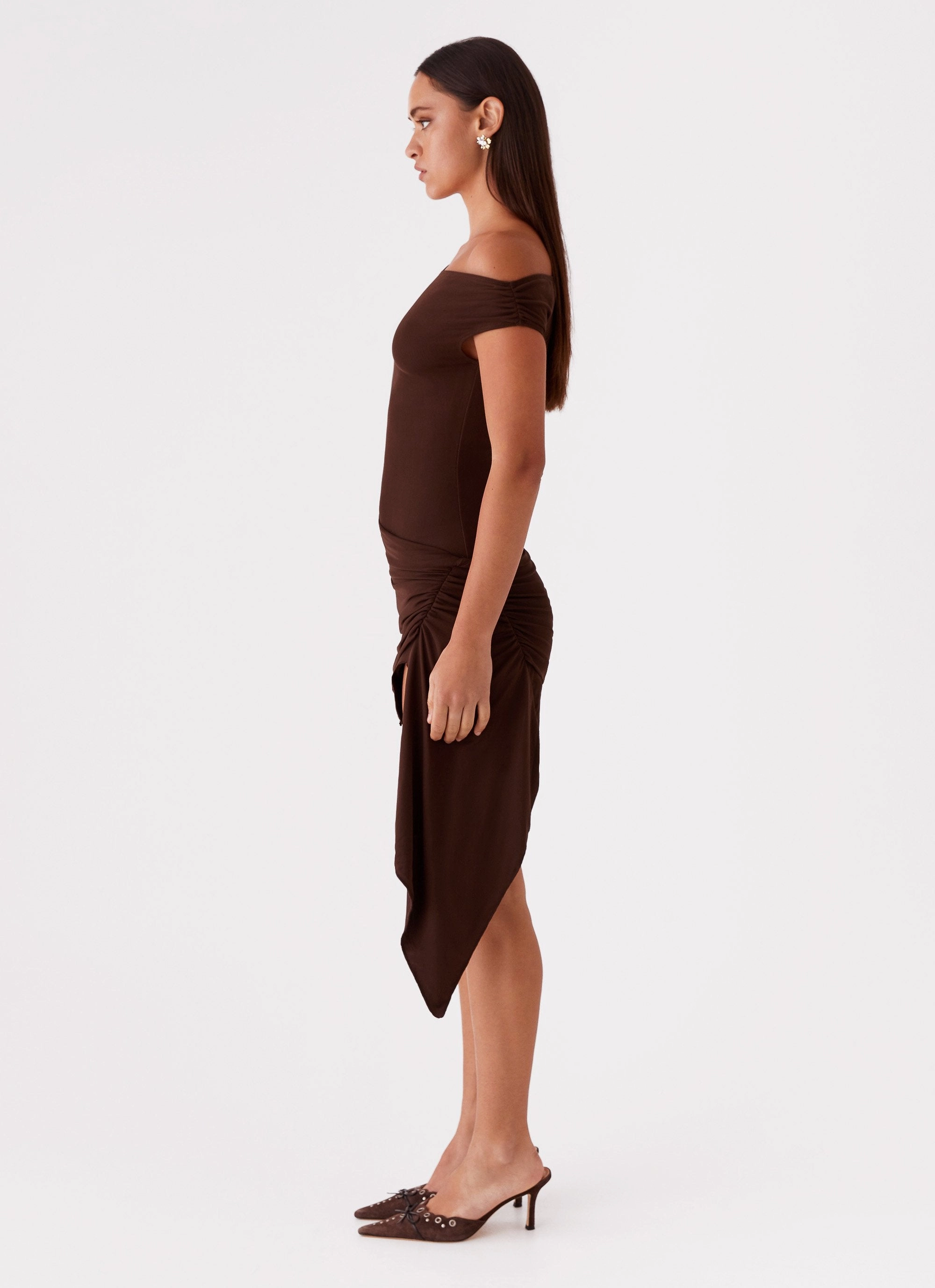 Versatile Look Effortless Mood Shauna Mini Dress - Chocolate