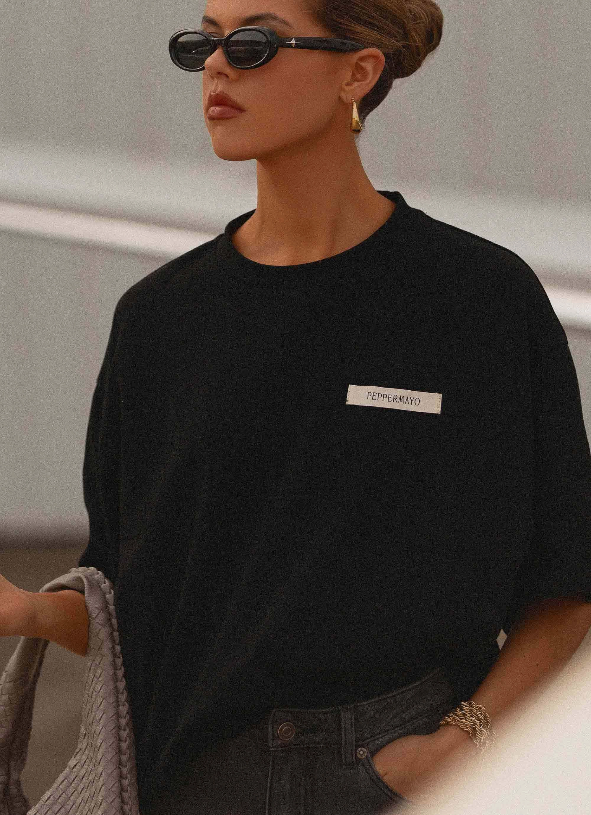 Signature Oversized Tee - Black OversizedSilhouette