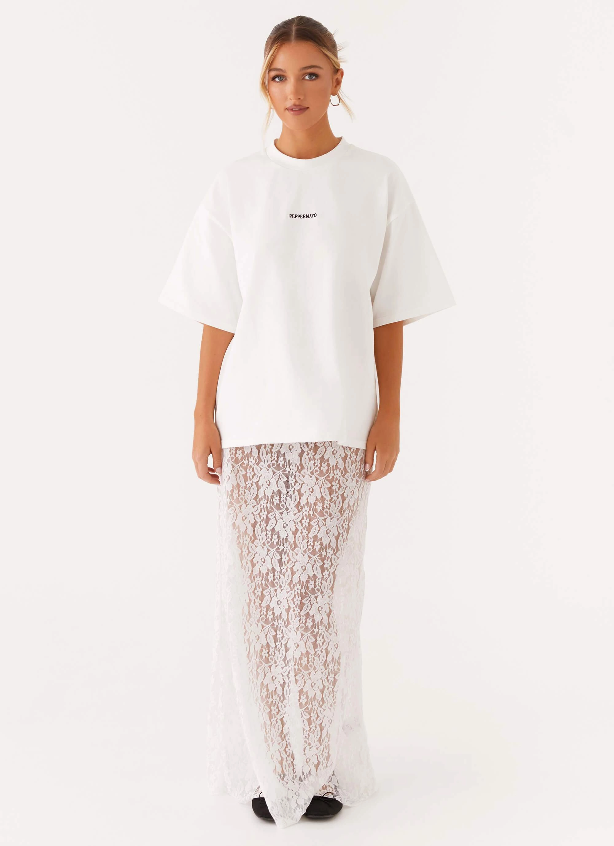Signature Oversized Tee - White Odor Resistant Finish Stretch Blouse